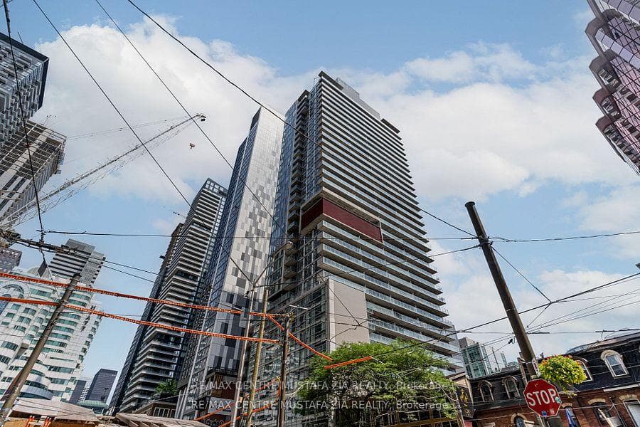 375 King Street Unit 1910, Downtown Toronto / Waterfront, ON M5V 1K1 - Photo 1