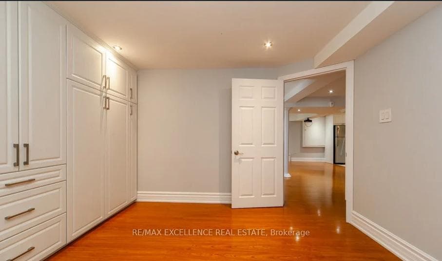 3262 Crimson King Circle, Mississauga, ON L5N 8M8 - Photo 1