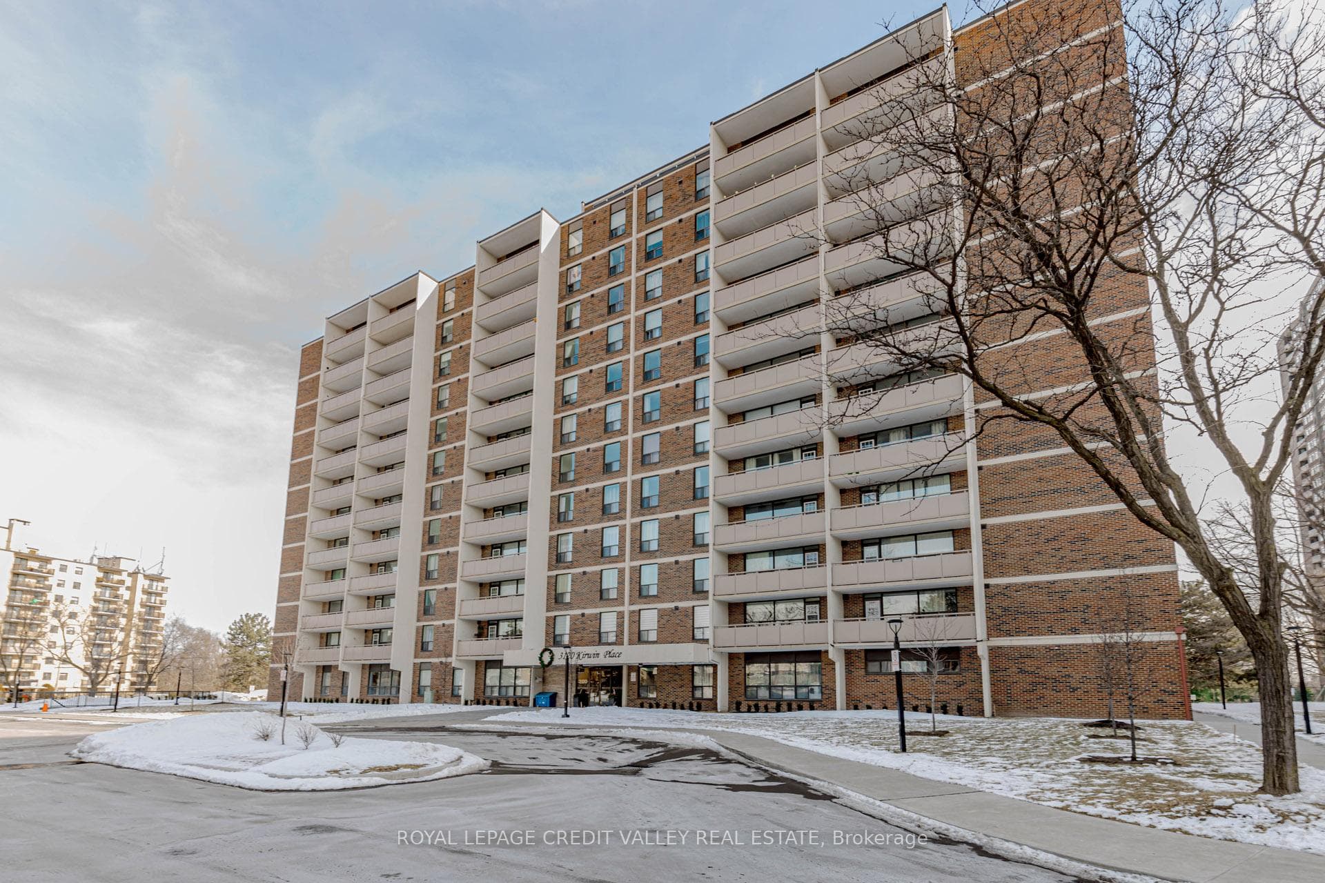 3120 Kirwin Avenue Unit 501, Mississauga, ON L5A 3R2 - Photo 1