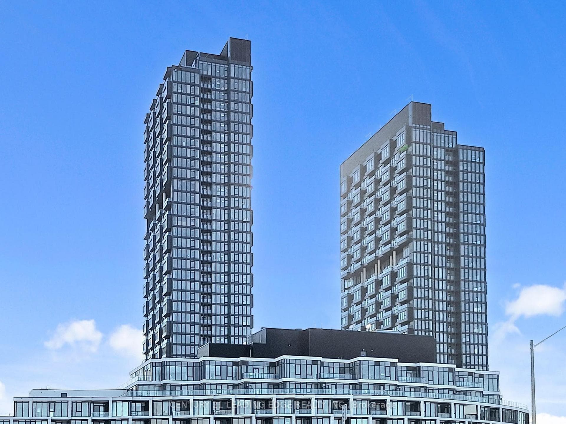 1 Quarrington Lane Unit 3805, Don Mills / Parkwoods / Victoria Village, ON M3C 0S4 - Photo 1