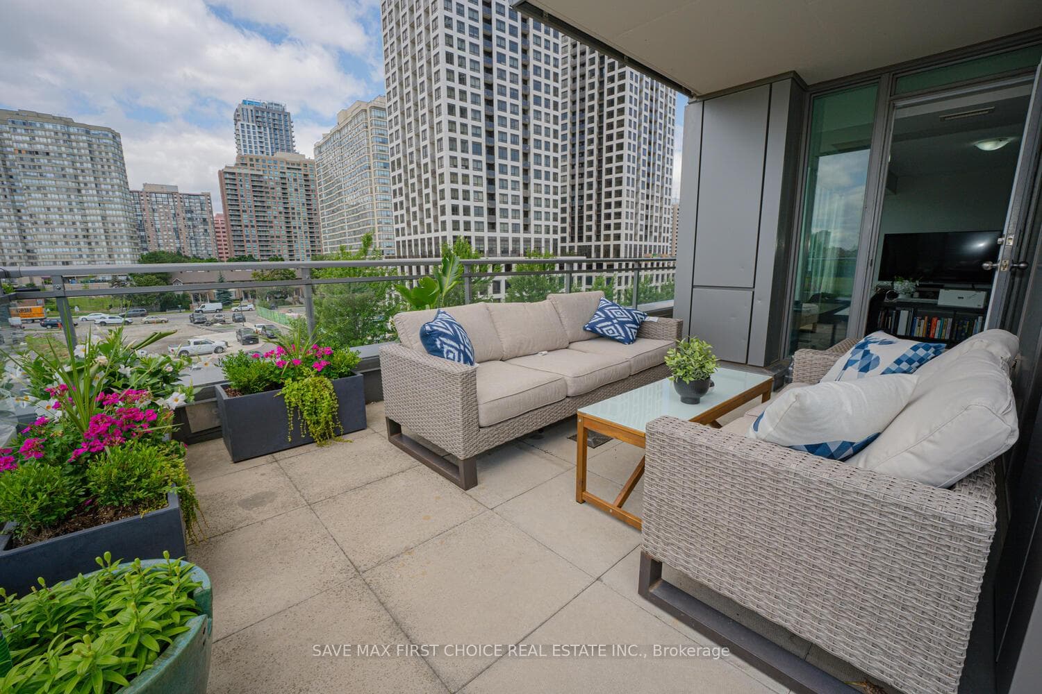 3525 Kariya Drive Unit 506, Mississauga