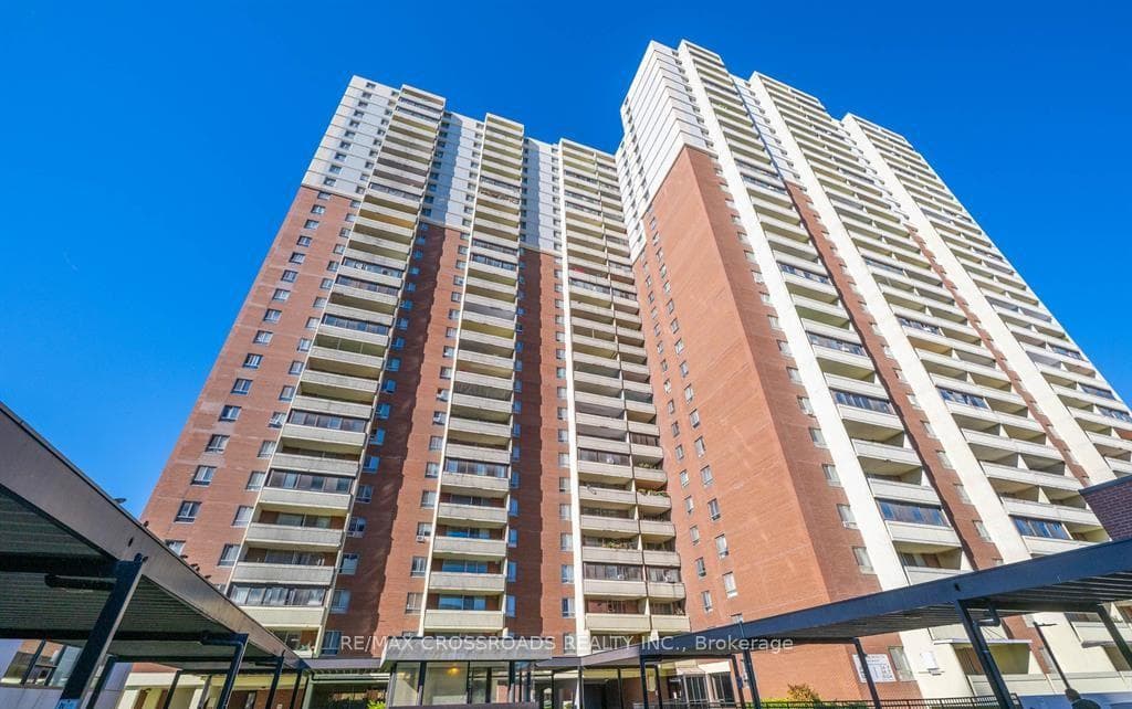5 Massey Square Unit 2616, Danforth / East York, ON M4C 5L6 - Photo 1