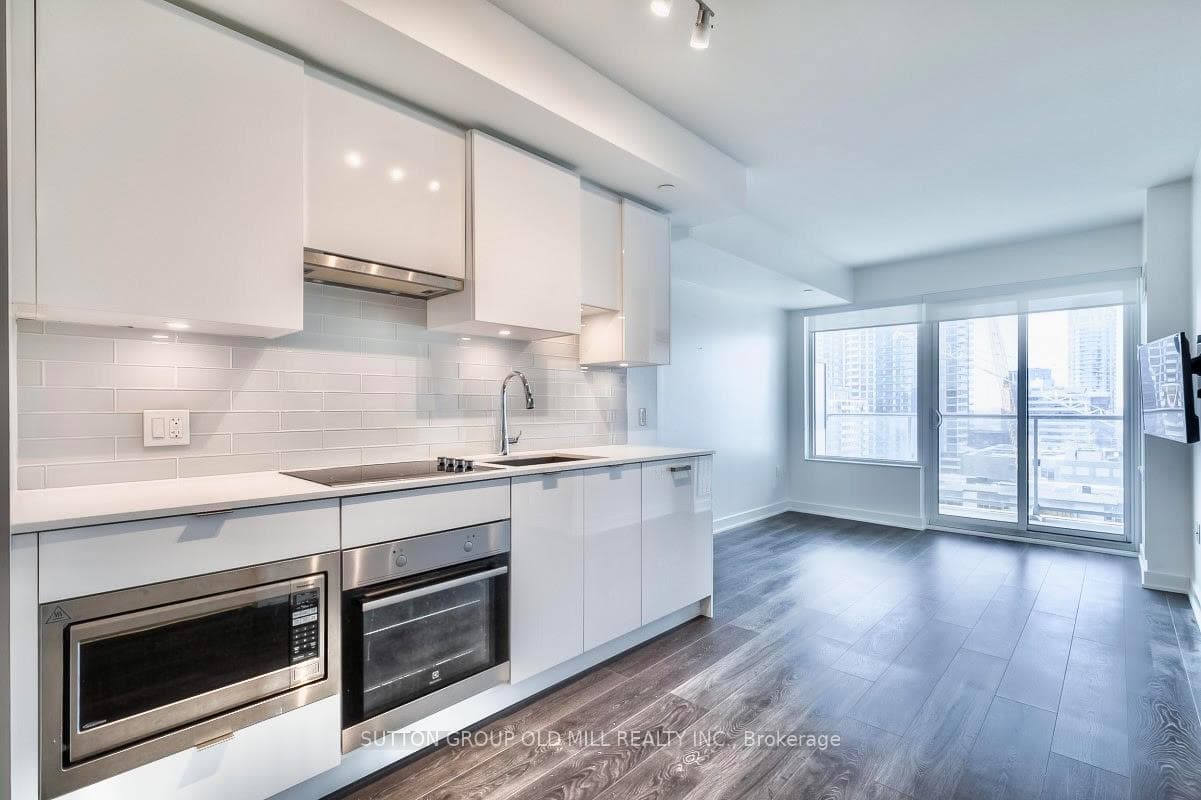 195 Redpath Avenue Unit 1411, Leaside / Davisville, ON M4P 0E4 - Photo 1