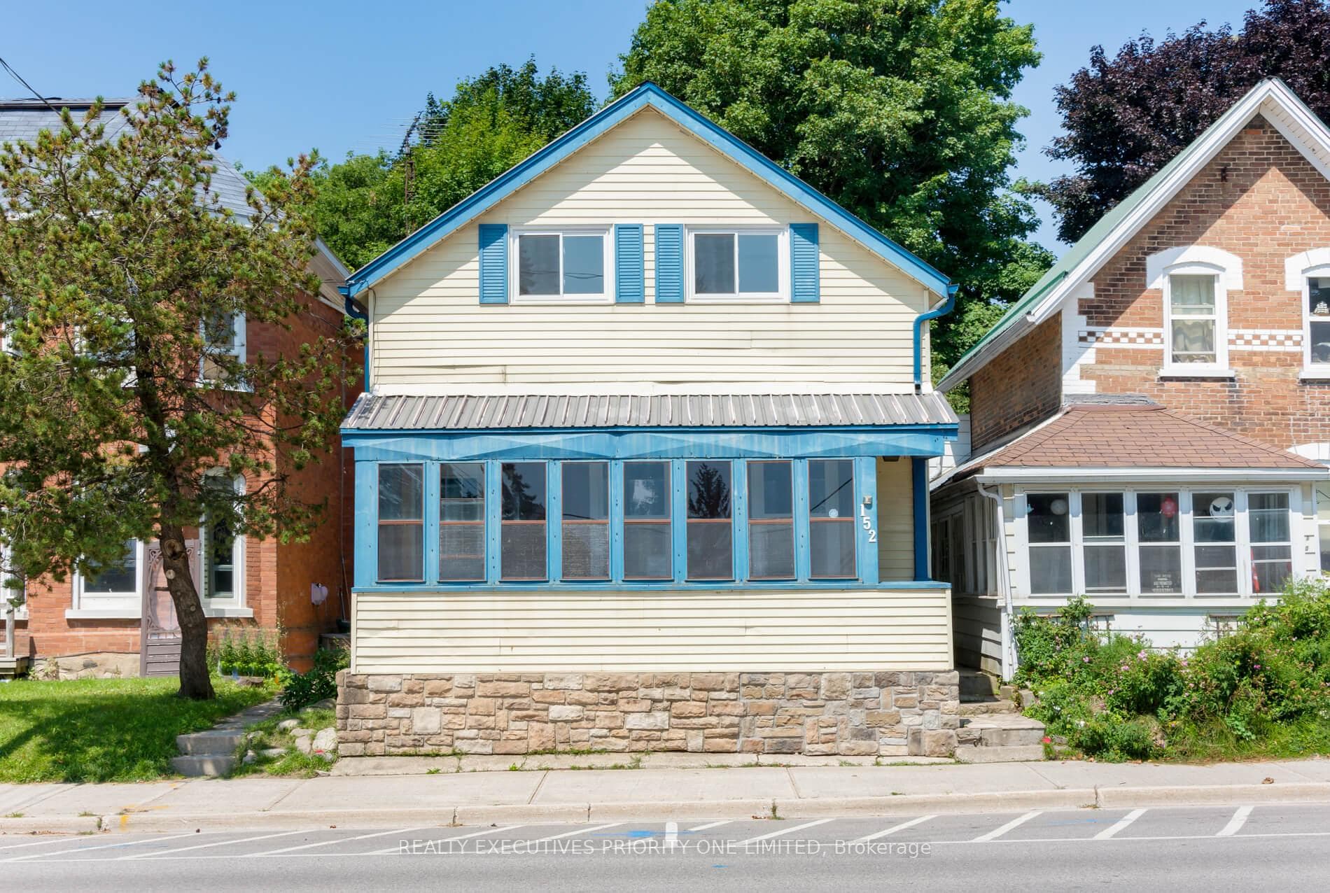 152 Main Street, Shelburne