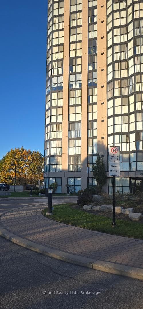 600 Rexdale Boulevard Unit 706, Etobicoke (West Mall / Rexdale), ON M9W 6T4 - Photo 1