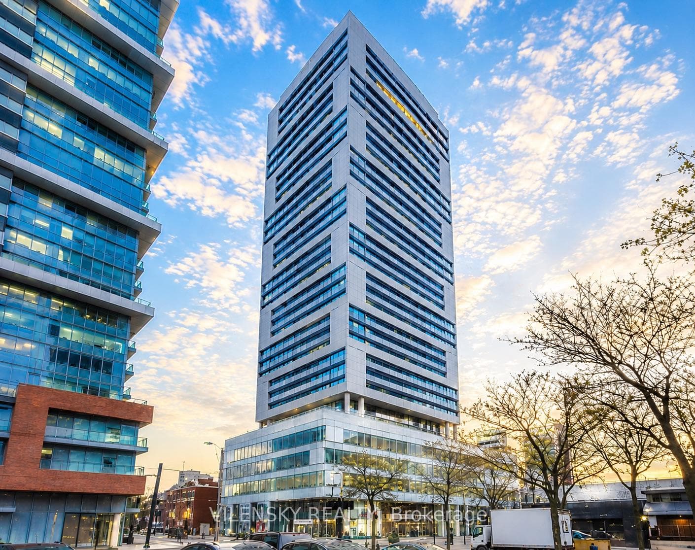 89 Mcgill Street Unit 1807, Regent Park / Cabbagetown / St. James Town, ON M5B 0B1 - Photo 1