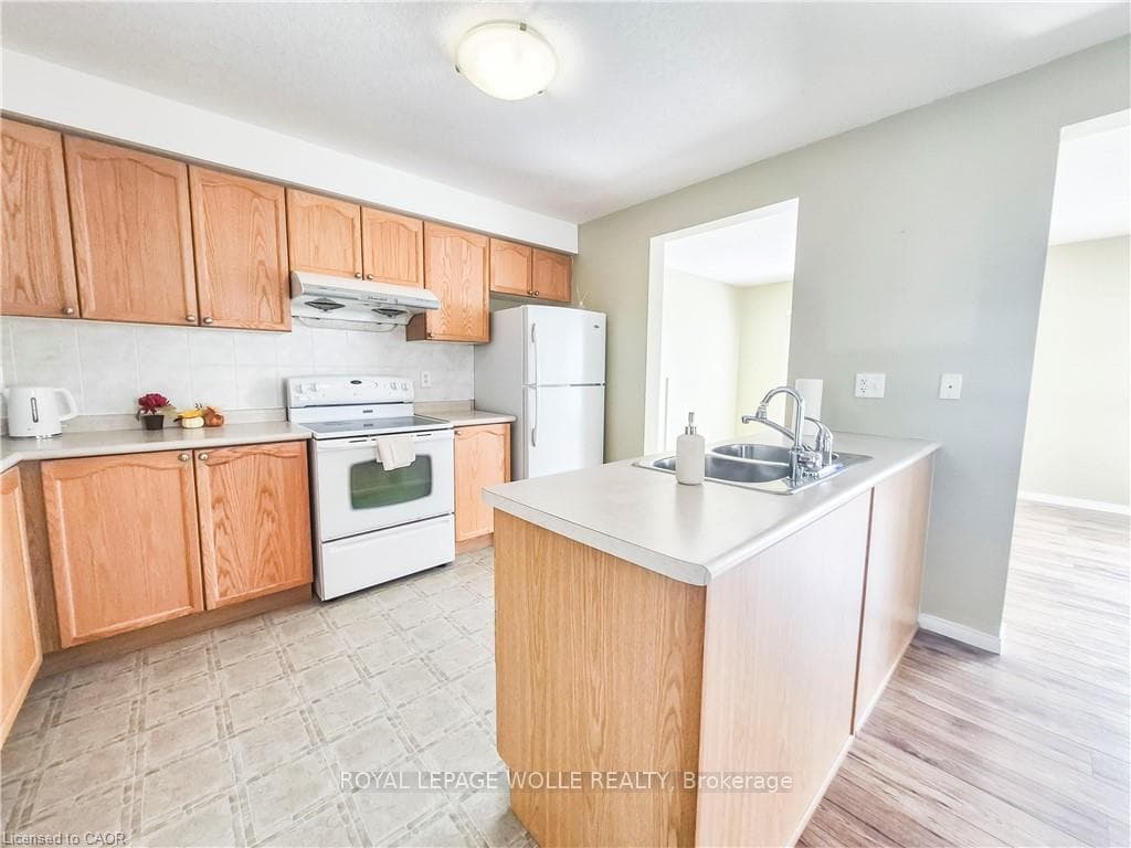 775 Karlsfeld Road, Waterloo