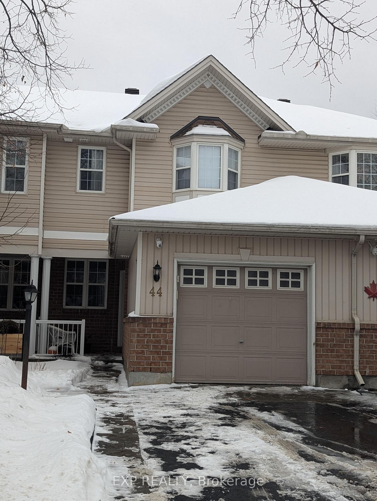44 TOBERMORY Crescent, Kanata, ON K2K 3M4 - Photo 1