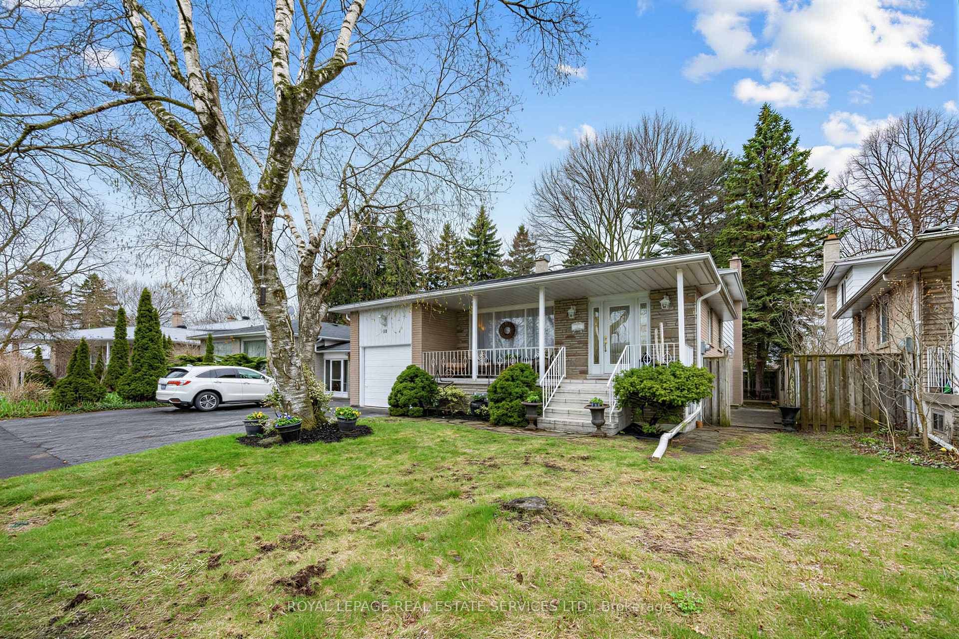 16 Donnacona Crescent, Rouge / Port Union / Malvern, ON M1E 3P9 - Photo 1