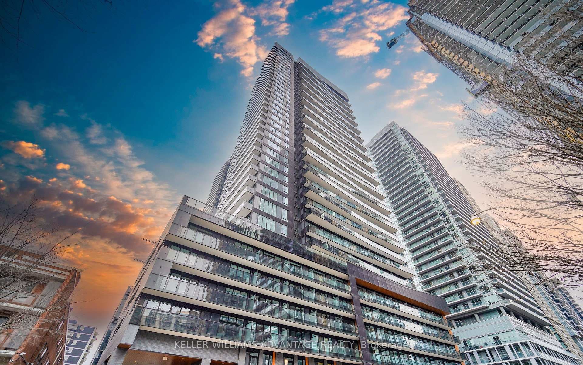 117 Broadway Avenue Unit PH00, Leaside / Davisville, ON M4P 1V3 - Photo 1