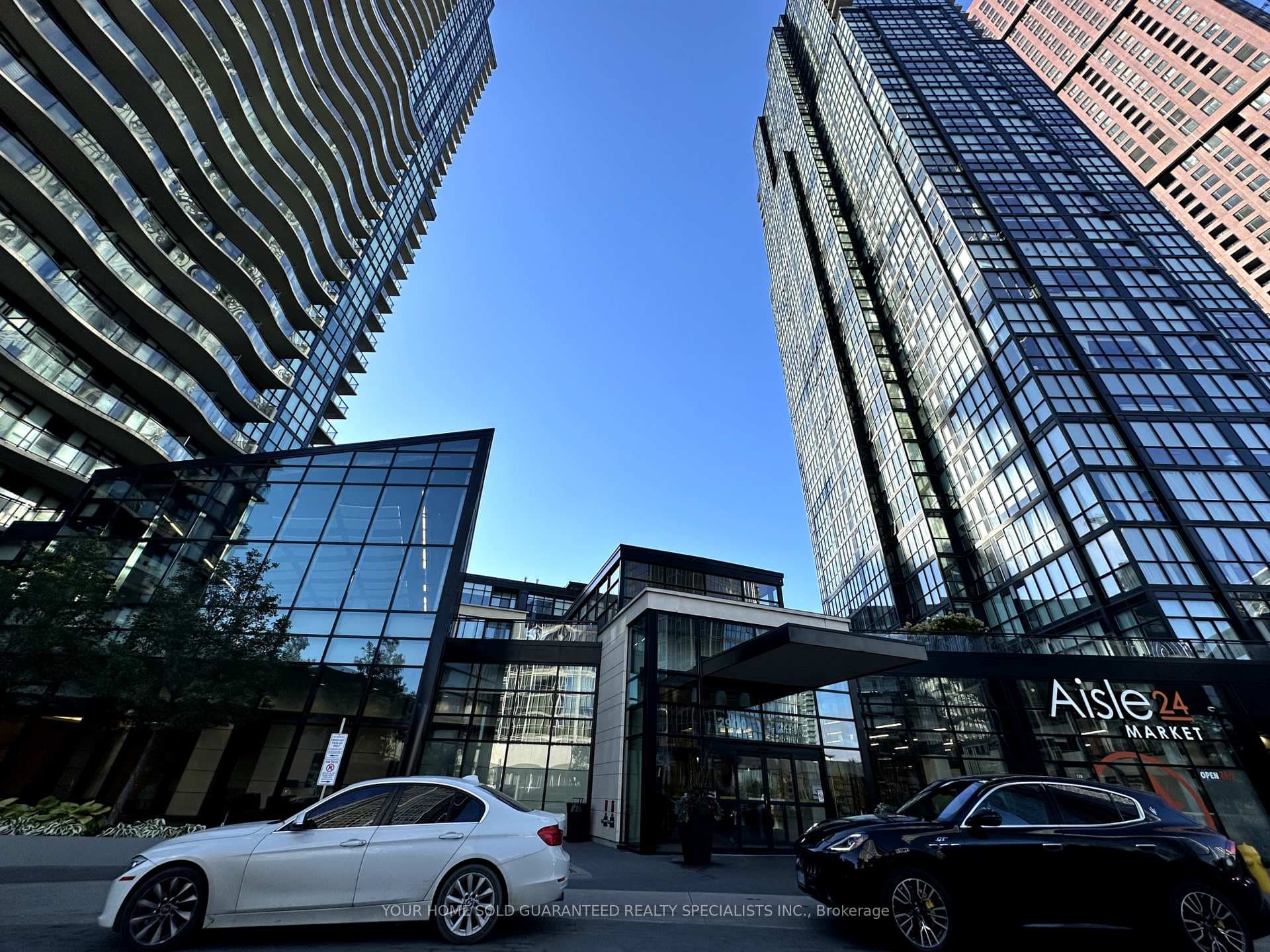 2910 Highway 7 Avenue Unit 2402, Vaughan, ON L4K 0H8 - Photo 1