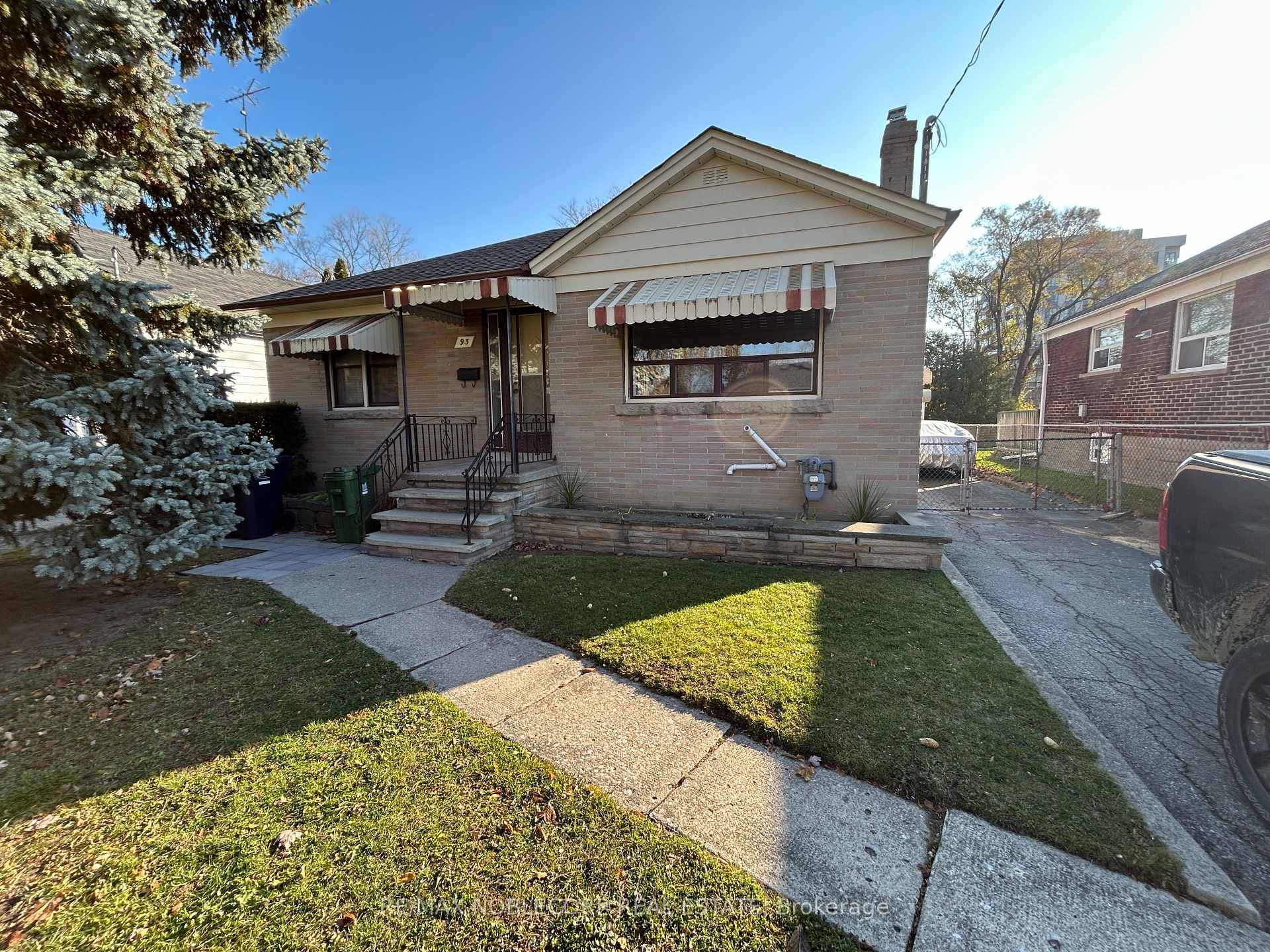 93 McIntosh Street, Birch Cliff / Cliffside, ON M1N 3Y6 - Photo 1