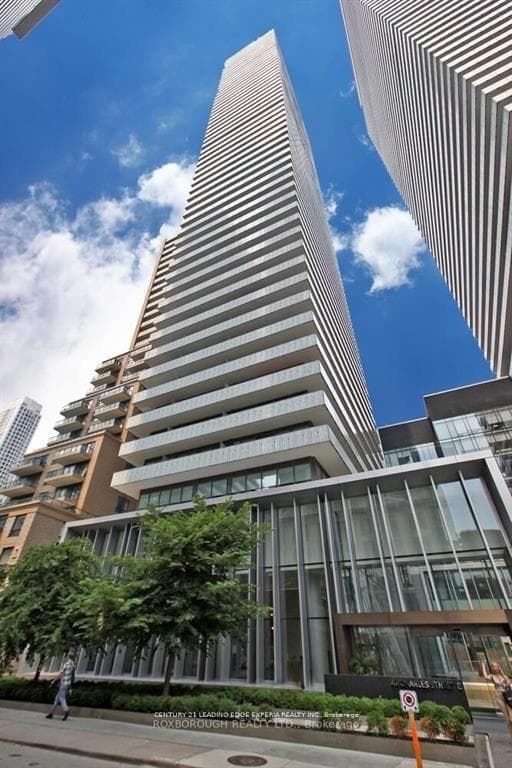 42 Charles Street Unit 2504, Toronto C08