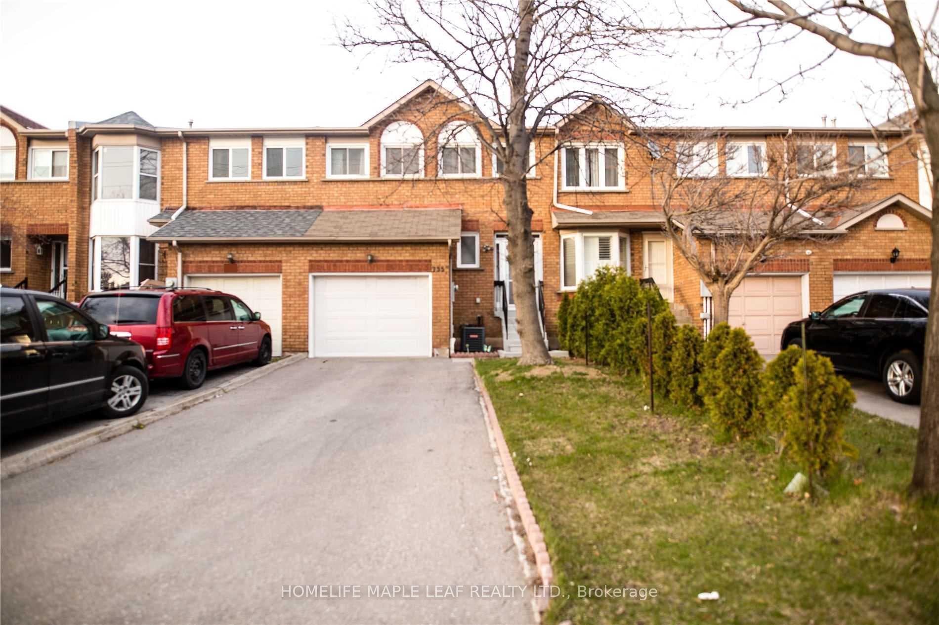 735 Constellation Drive, Mississauga, ON L5R 2V7 - Photo 1