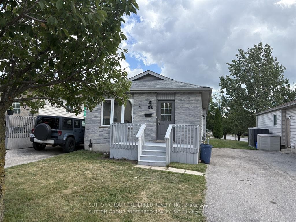 331 Simpson Crescent, London East, ON N5V 5E1 - Photo 1