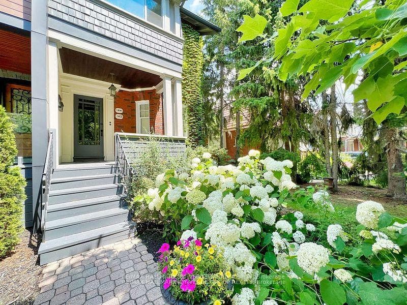 144 Sheldrake Boulevard Unit 2nd Flr, Leaside / Davisville, ON M4P 2B5 - Photo 1