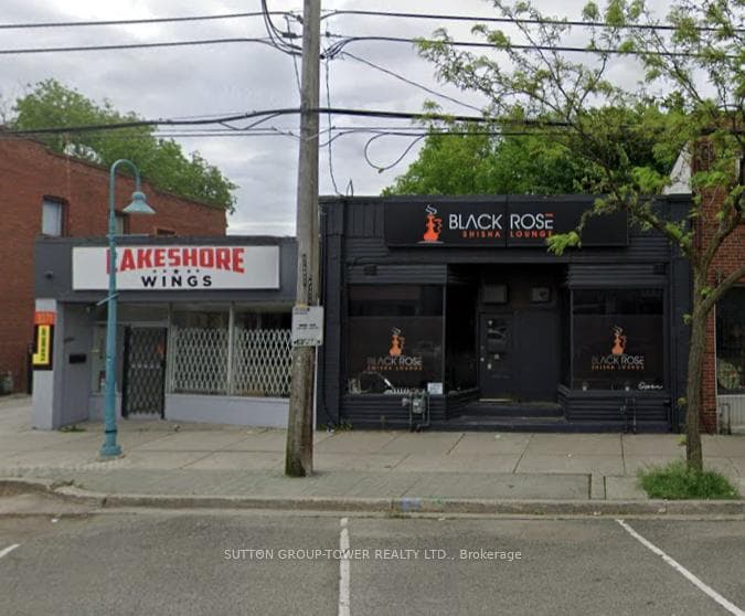 3373 Lake Shore Boulevard, Toronto W06
