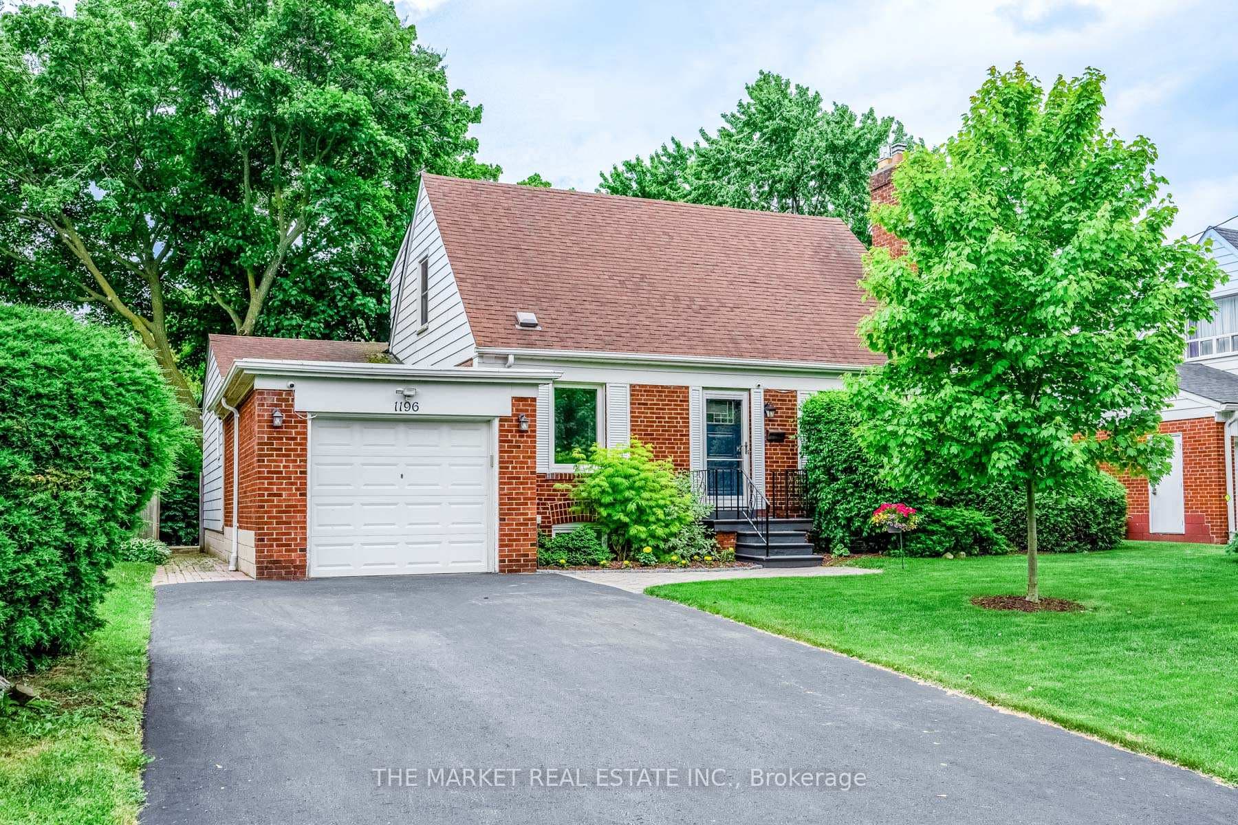 1196 Greening Avenue, Mississauga
