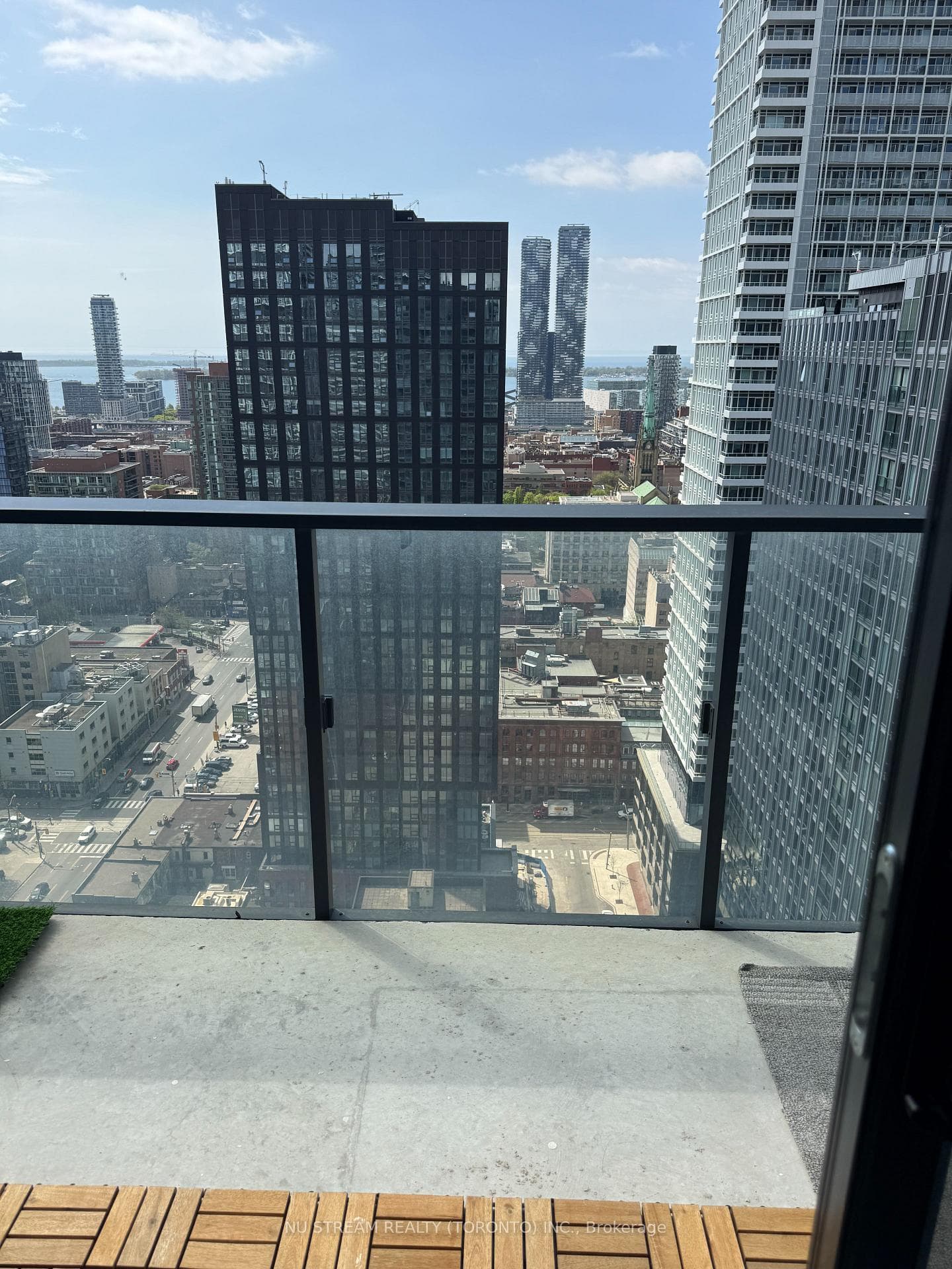 47 Mutual Street Unit 3002, Toronto C08