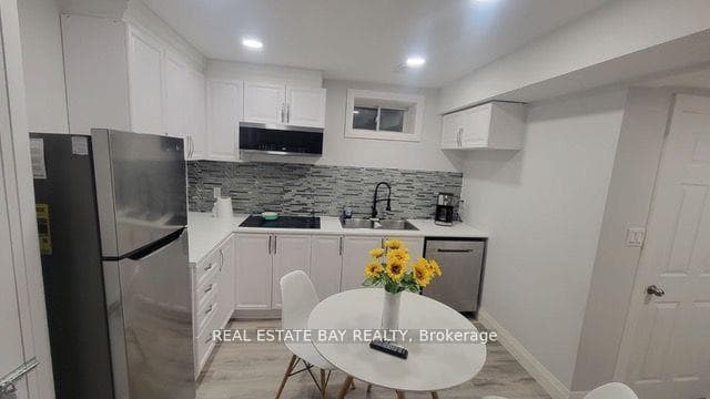 1441 Bassingthwaite Court Unit Unit B, Innisfil, ON L9S 0E1 - Photo 1