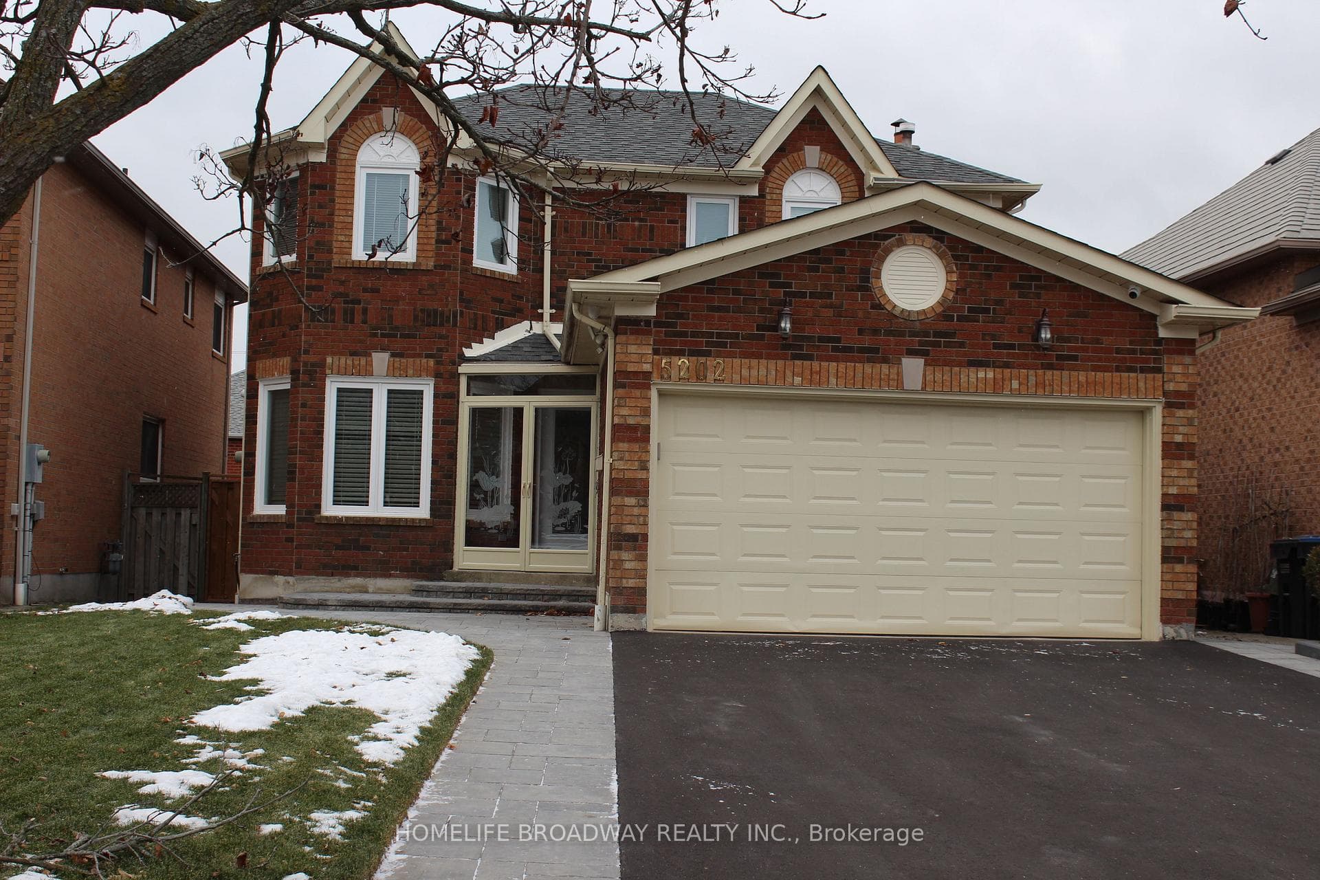 5202 Buttermill Court, Mississauga, ON L5V 1S4 - Photo 1