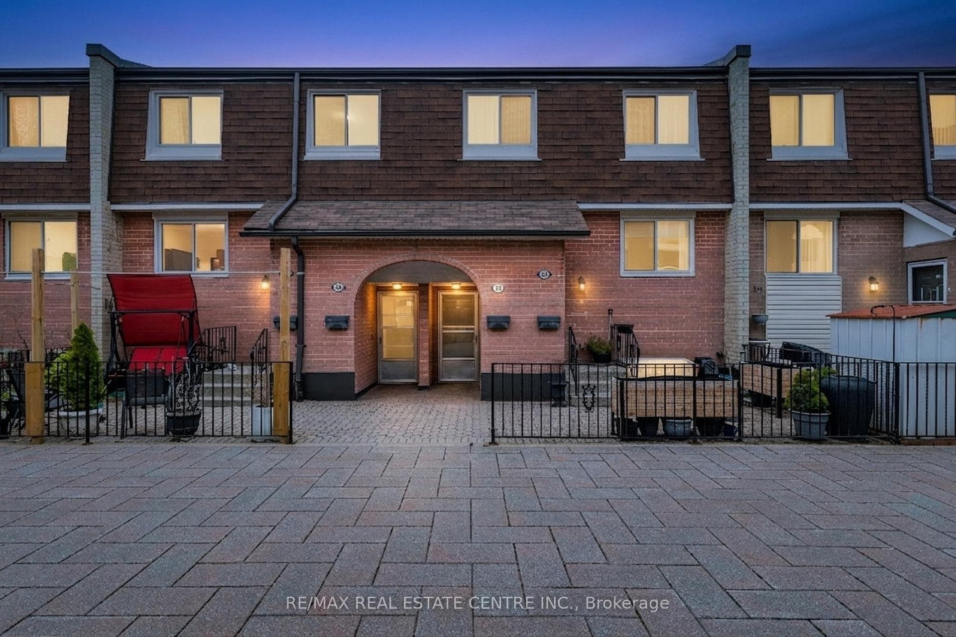 2170 Bromsgrove Road Unit 59, Mississauga, ON L5J 4J2 - Photo 1