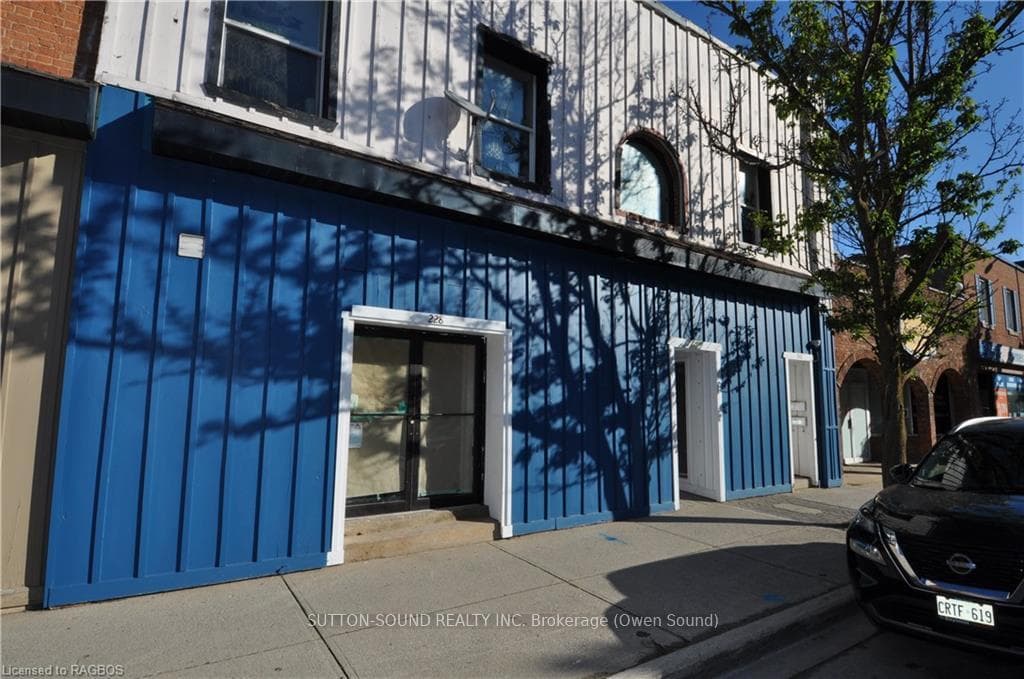 232 8TH Street, Owen Sound, ON N4K 1L1 - Photo 1