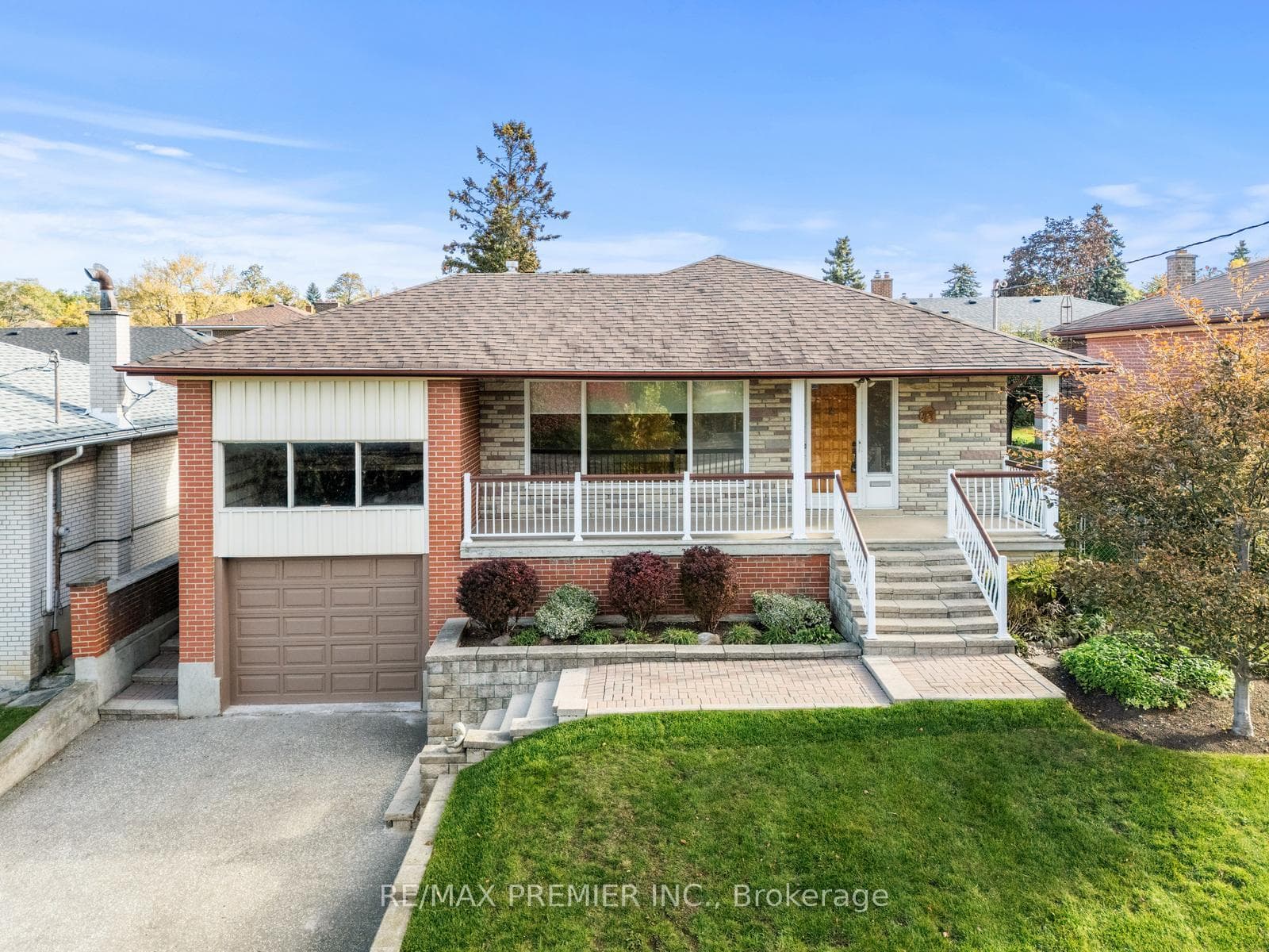 75 Monclova Road, Downsview / Black Creek, ON M3M 1N9 - Photo 1