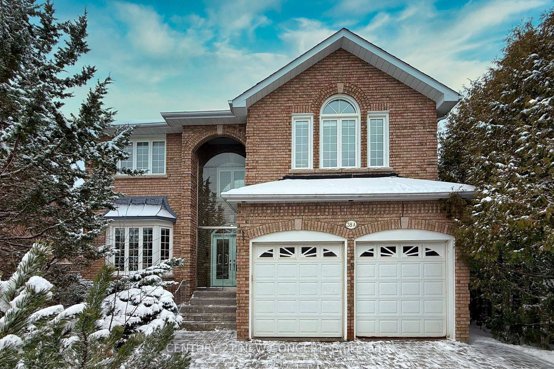 38A Avonlea Place, Richmond Hill, ON L4B 3N8 - Photo 1