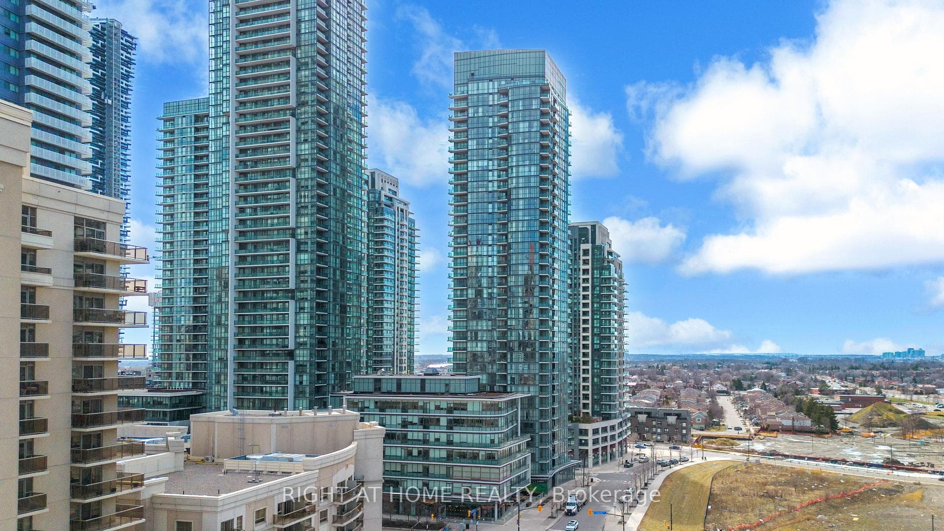 4099 Brickstone Mews Unit 2305, Mississauga, ON L5B 0G2 - Photo 1