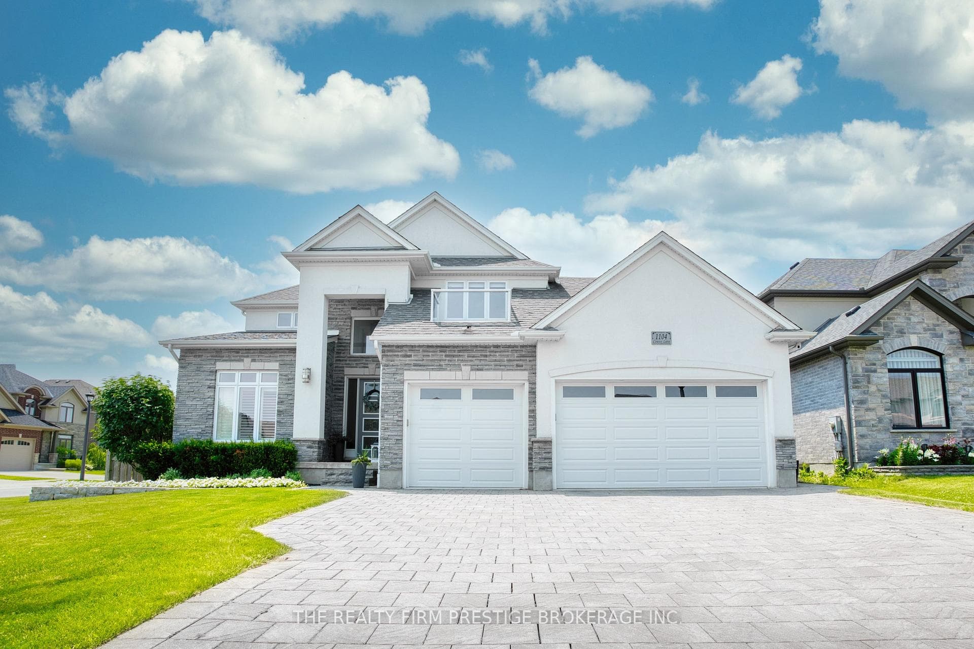 1104 Coates Lane, London North