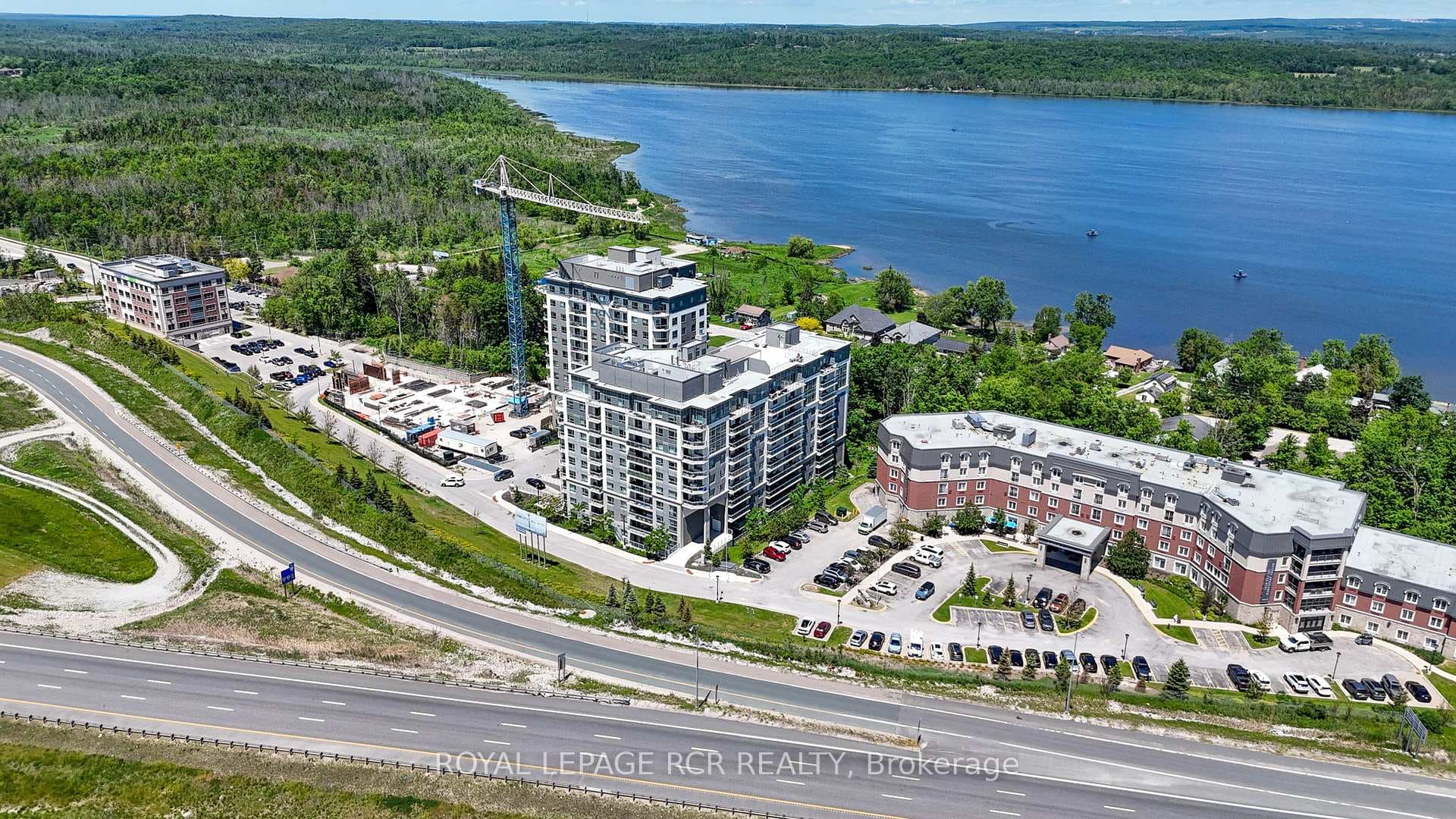 LakeVu Condos