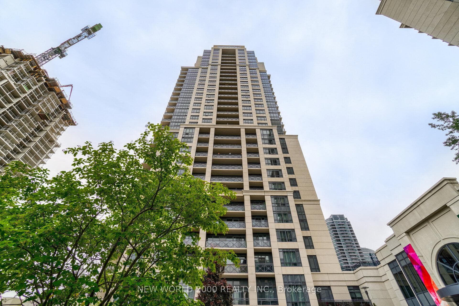 2 Eva Road Unit 2424, Toronto W08