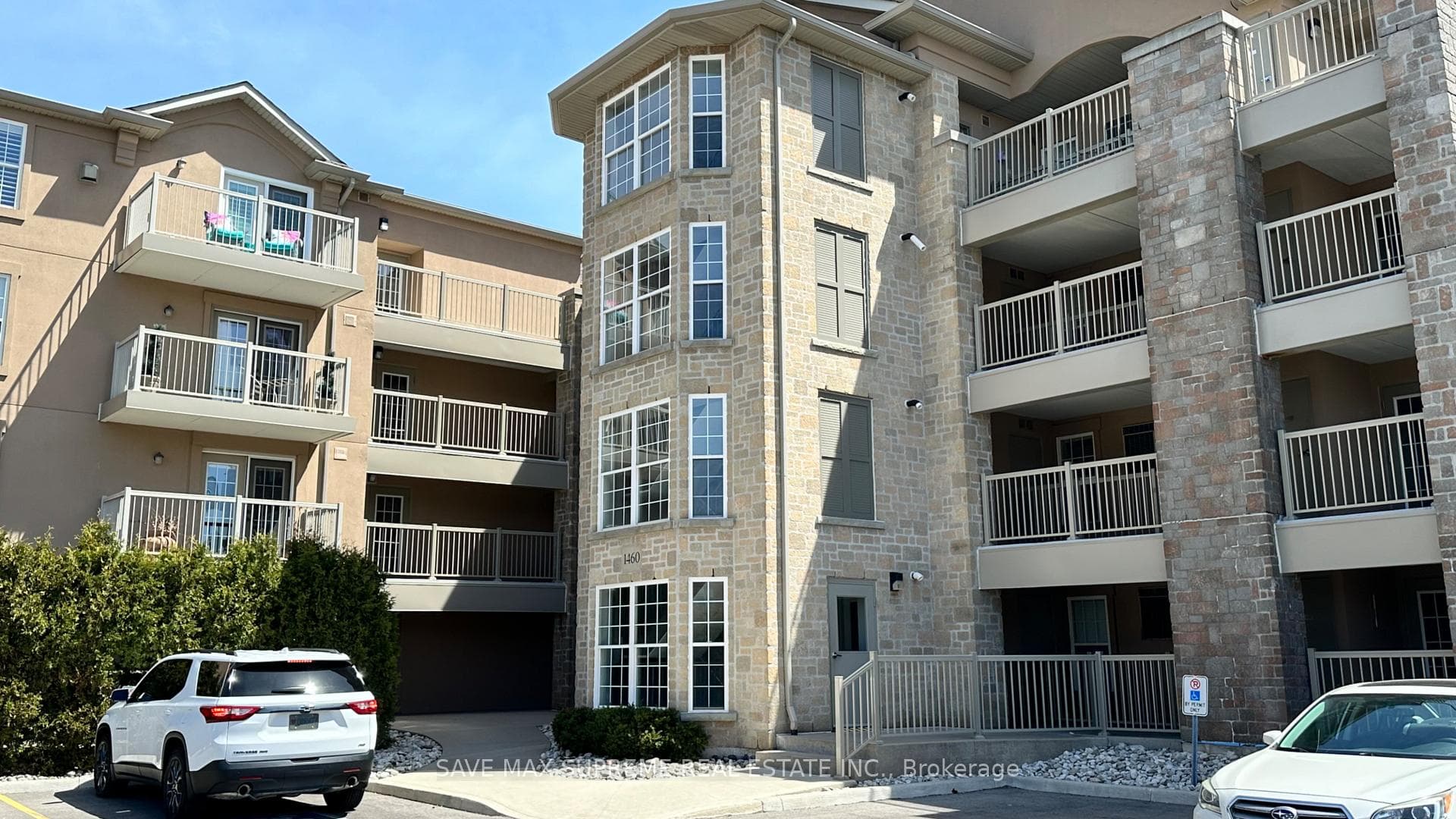 1460 Bishops Gate Unit 308, Oakville, ON L6M 4N5 - Photo 1