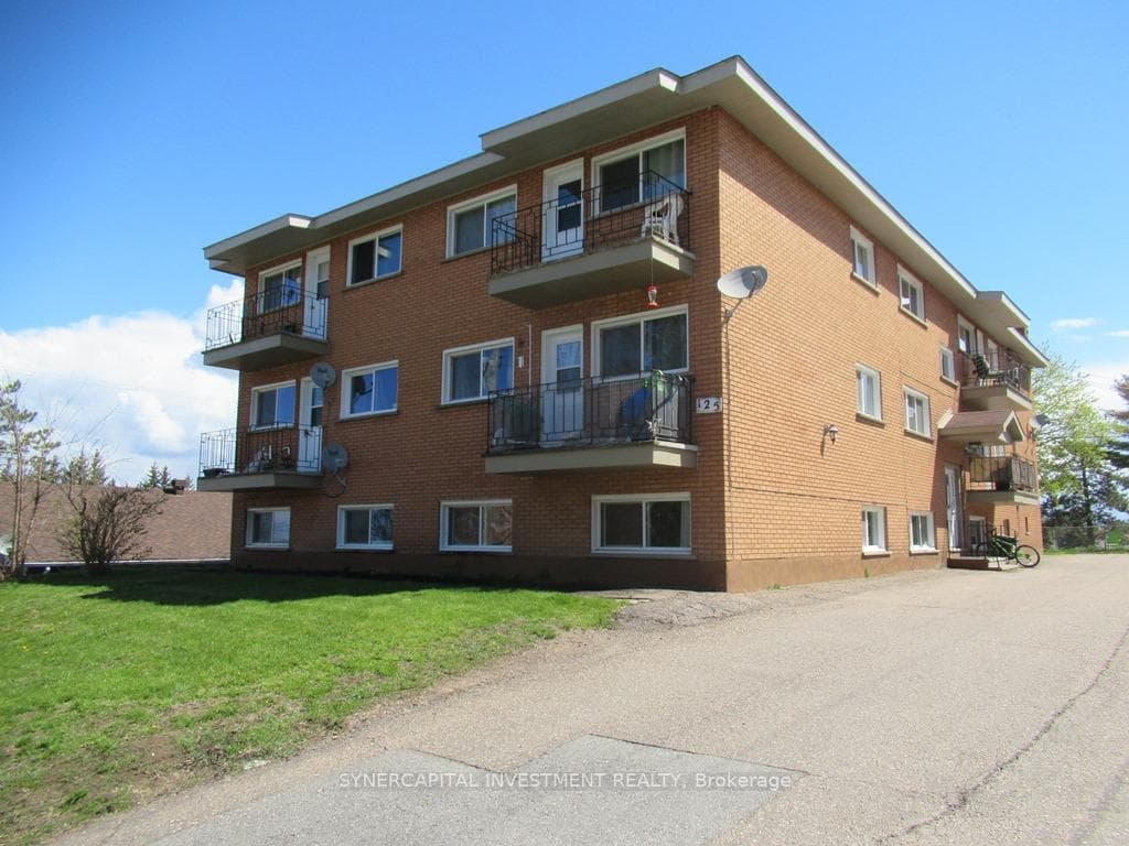 125 - 145 - 165 - 185 Catherine Street, Pembroke, ON K8A 1V3 - Photo 1