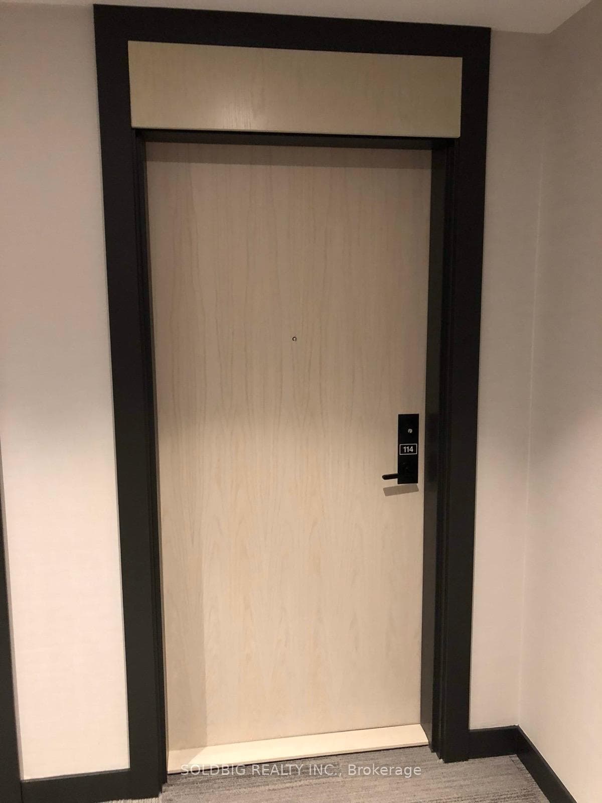 168 Sabina Drive Unit 114, Oakville, ON L6H 0W5 - Photo 1