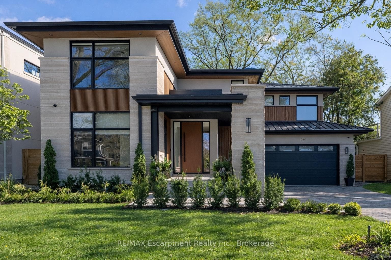 540 Patricia Drive, Oakville