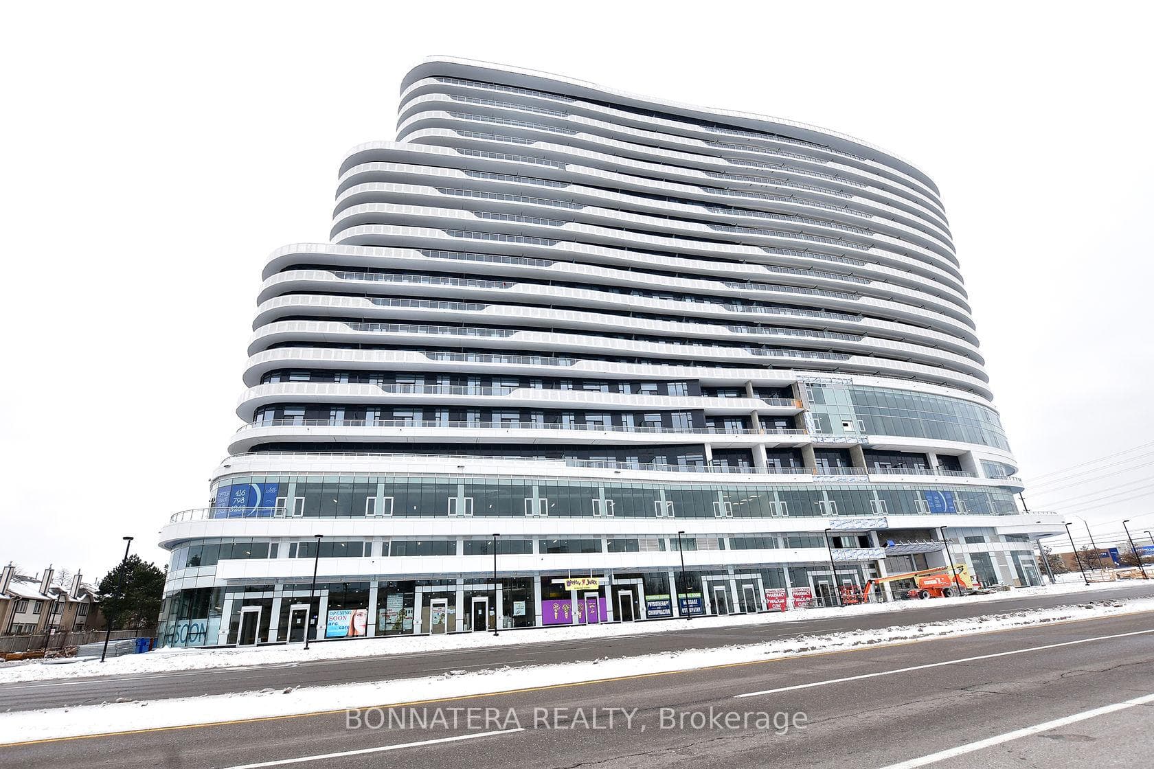 2520 Eglinton Avenue Unit 1613, Mississauga, ON L5M 0Y4 - Photo 1