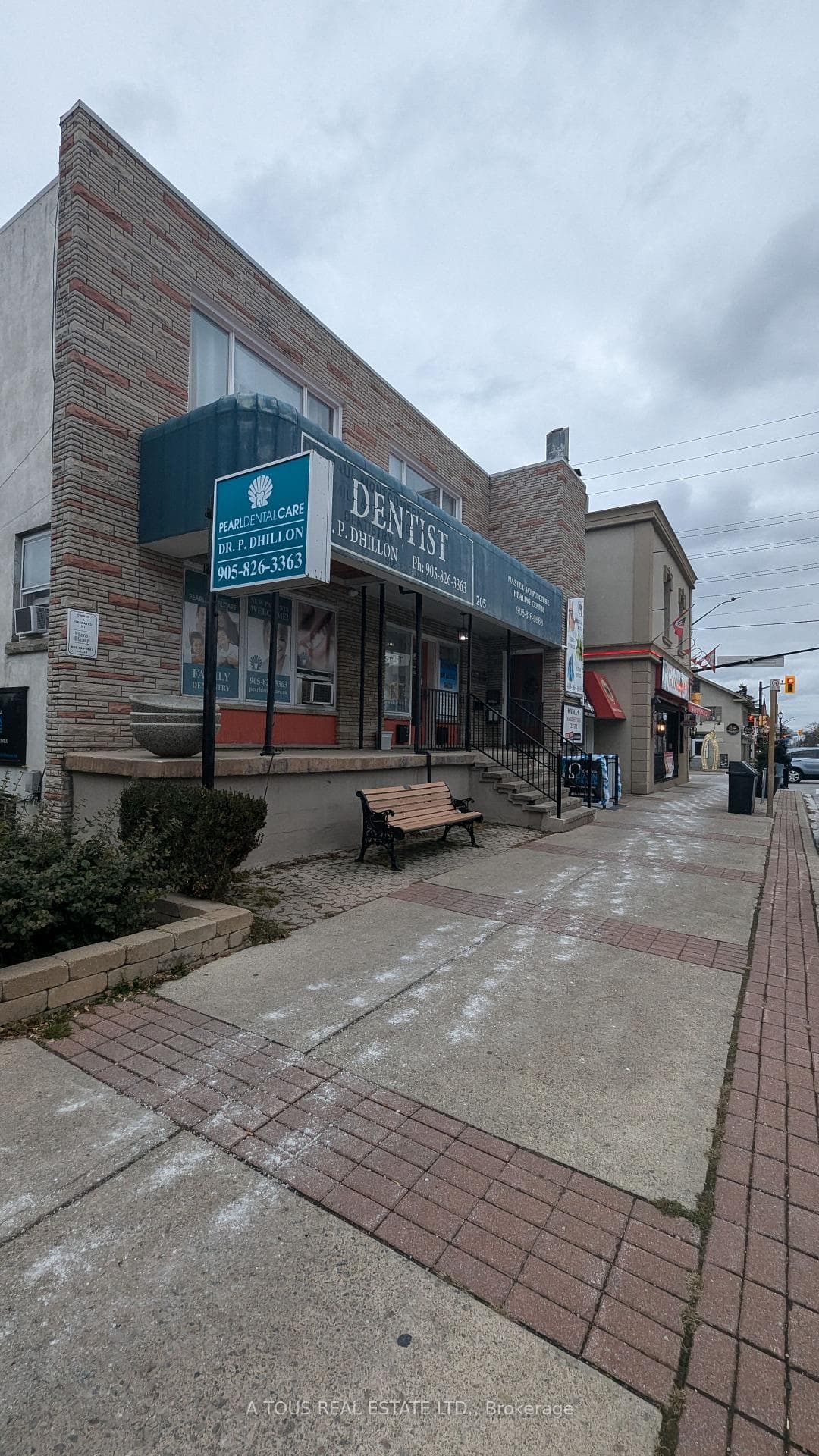 205 Queen Street, Mississauga, ON L5M 1L4 - Photo 1