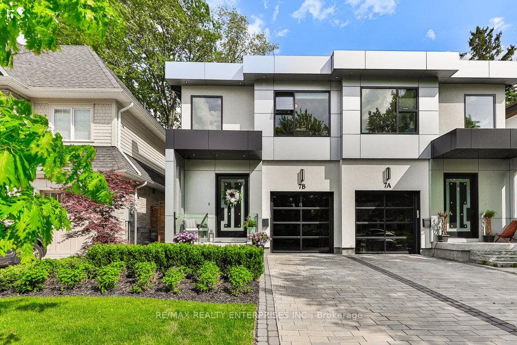 7B Iroquois Avenue, Mississauga, ON L5G 1M7 - Photo 1