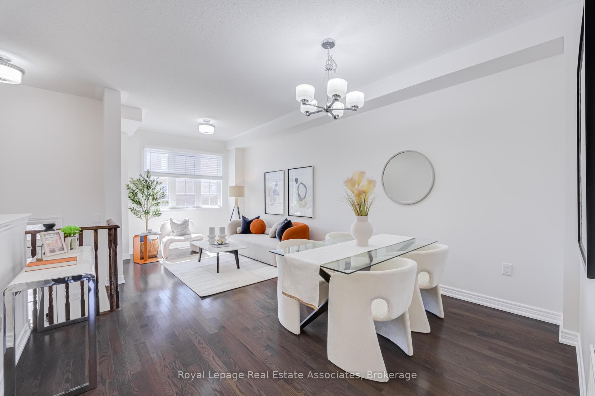 1376 Granrock Crescent, Mississauga, ON L5V 0E1 - Photo 1
