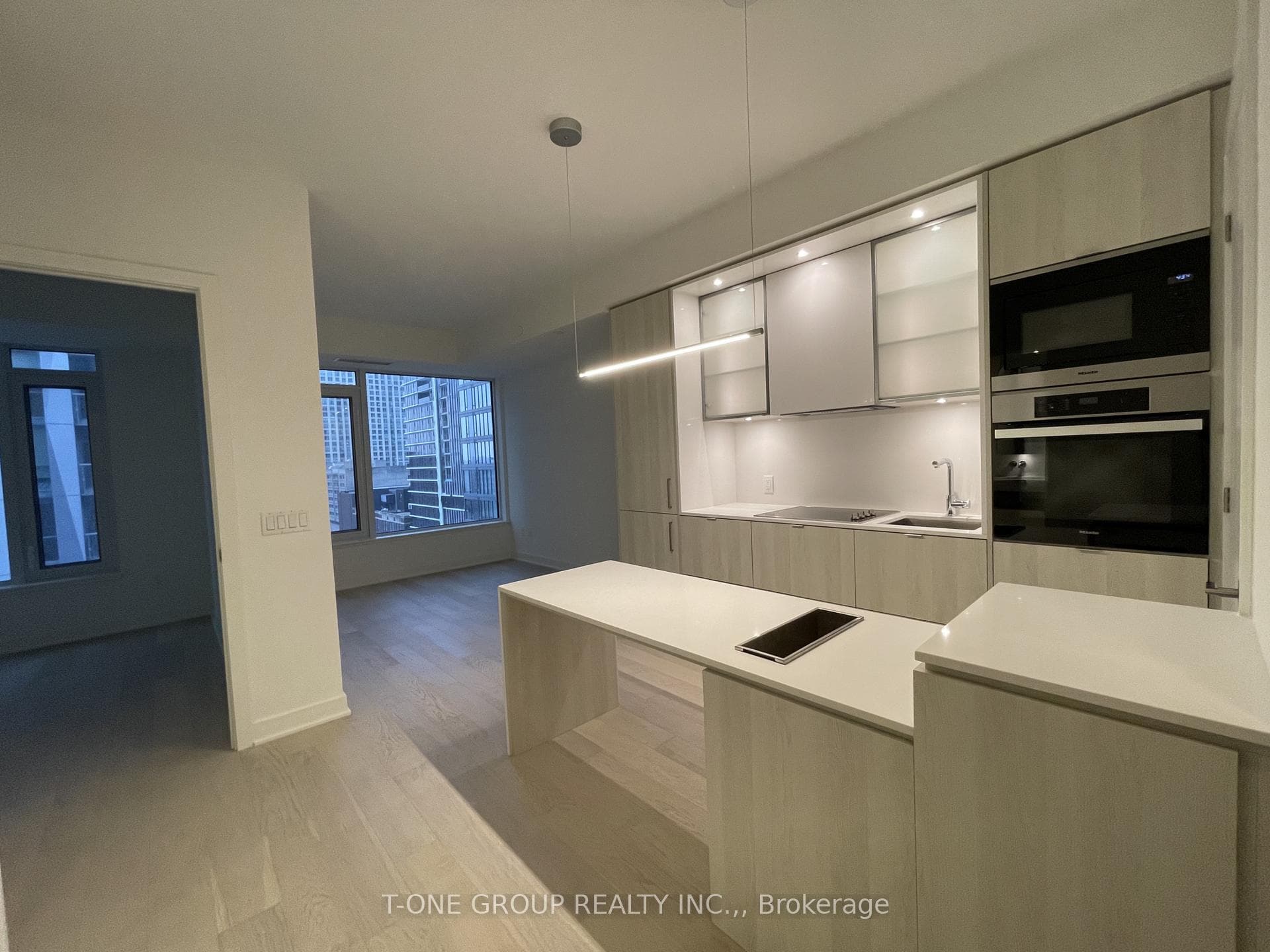11 Yorkville Avenue Unit 1109, Annex / Yorkville / Summerhill, ON M4W 0B7 - Photo 1