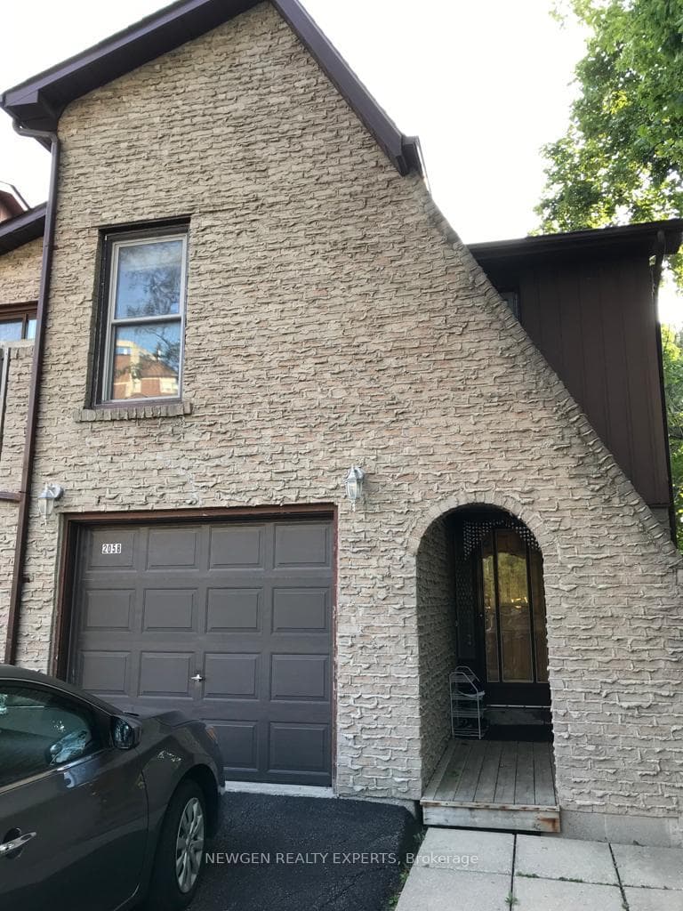 2058 Martin Grove Road Unit 16, Etobicoke (West Mall / Rexdale), ON M9V 4B6 - Photo 1