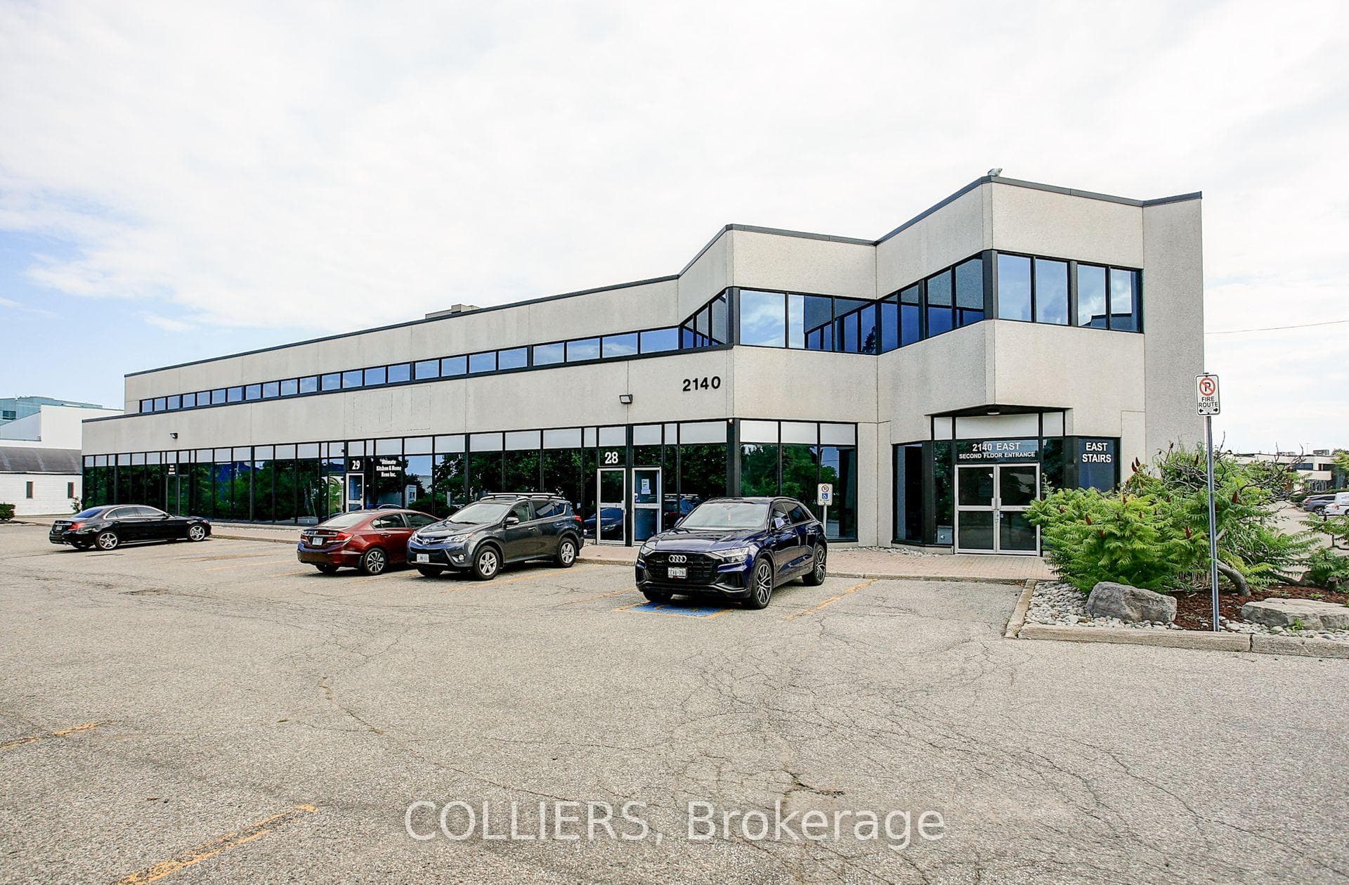 2140 Winston Park Drive Unit 202, Oakville, ON L6H 5W1 - Photo 1