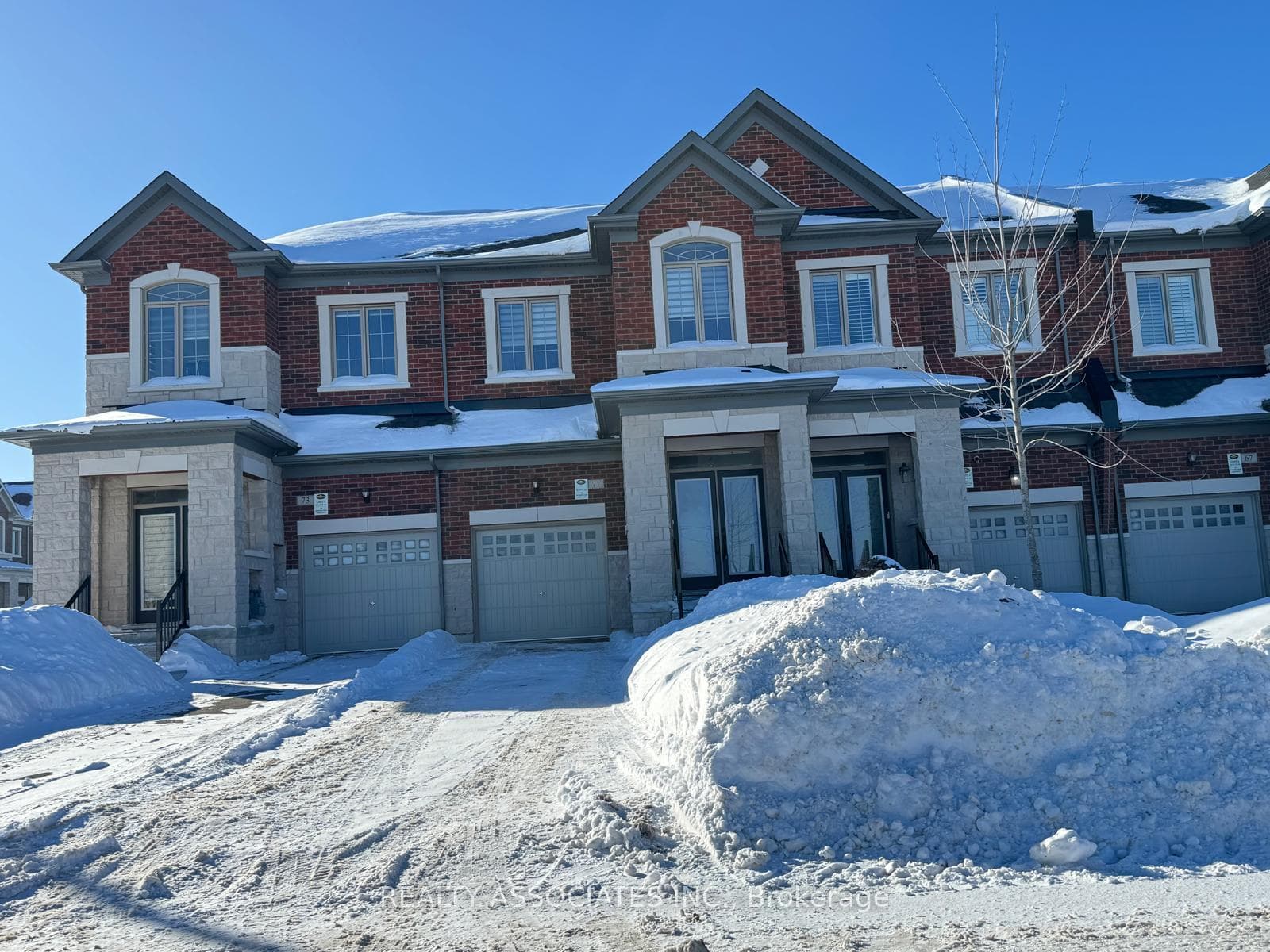 71 Schmeltzer Crescent, Richmond Hill, ON L4E 1J1 - Photo 1