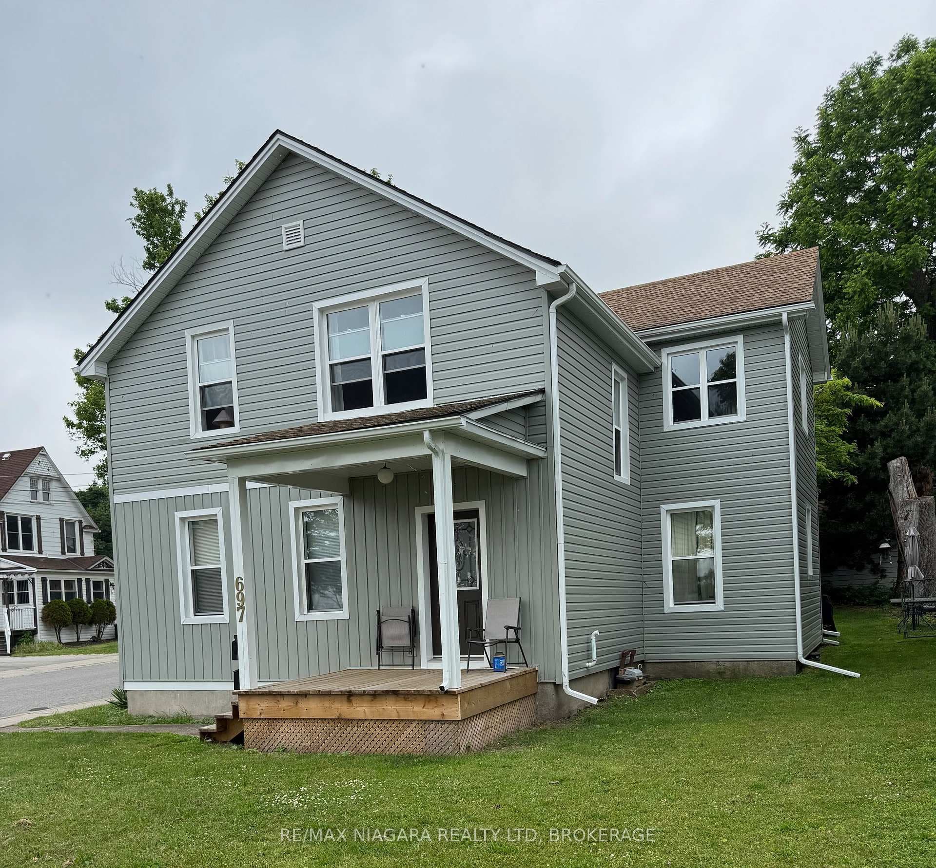 697 Niagara Boulevard, Fort Erie