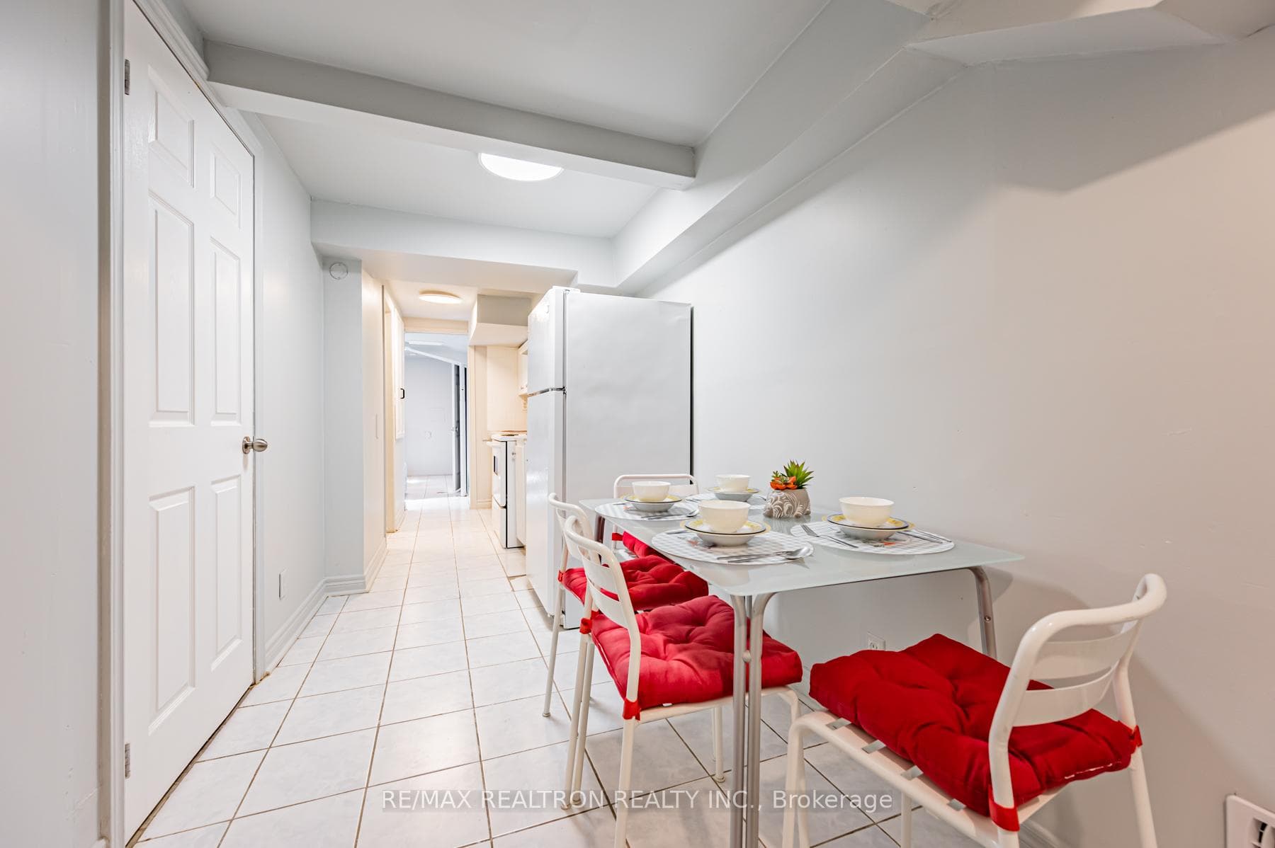 47 Greendale Avenue Unit Lower, Keelesdale / Eglinton West, ON M6N 4P4 - Photo 1