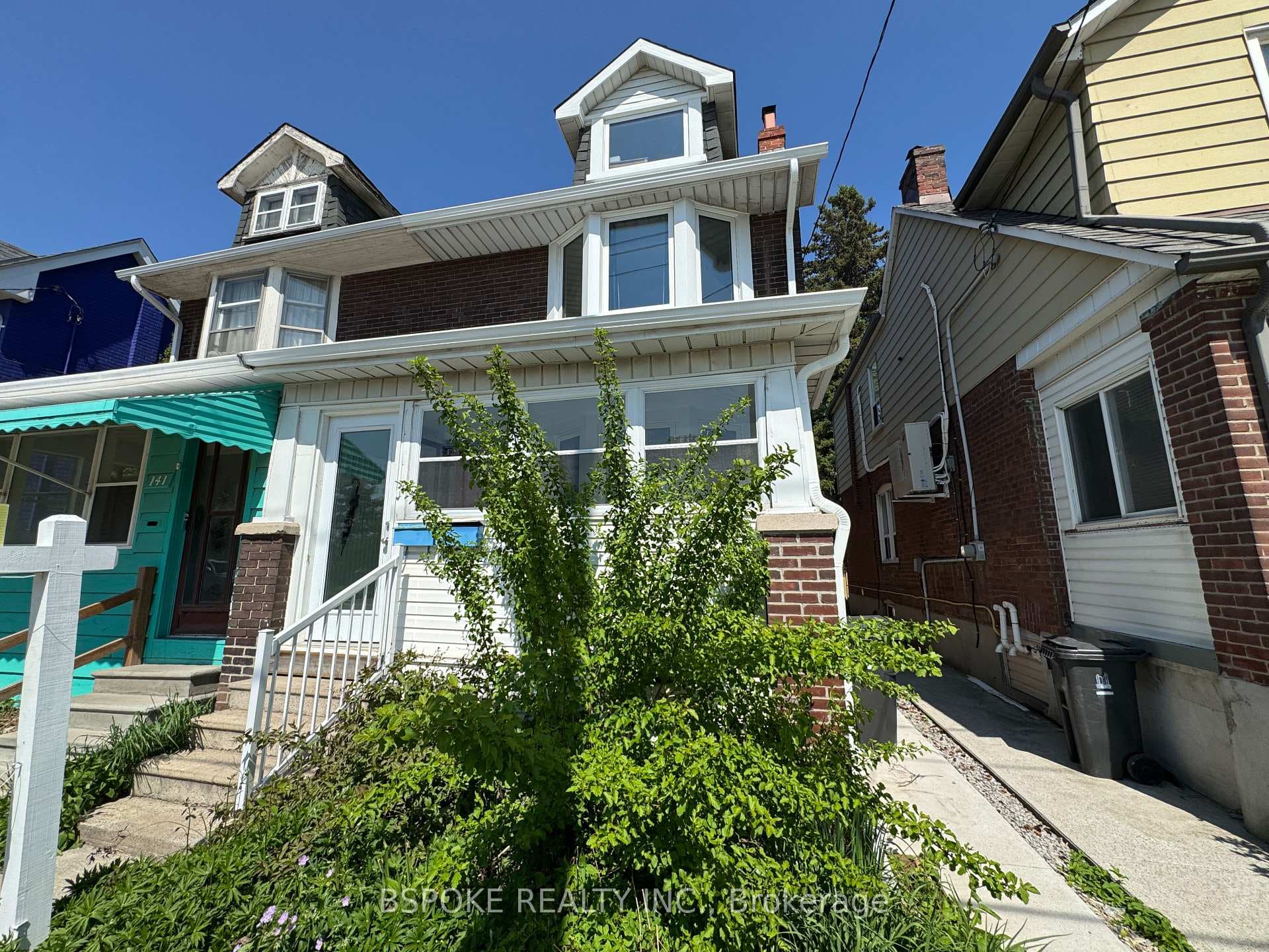 139 Greenwood Avenue, Toronto E01