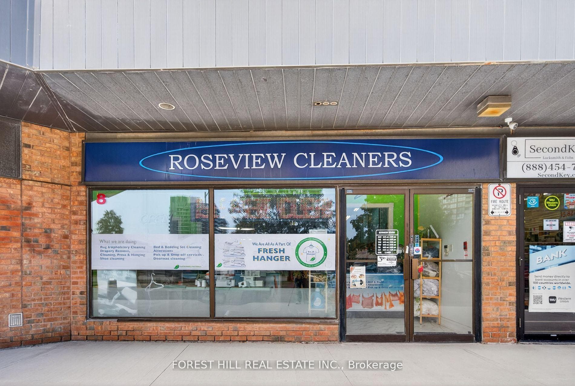 9625 Yonge Street Unit 8, Richmond Hill, ON L4C 5T2 - Photo 1