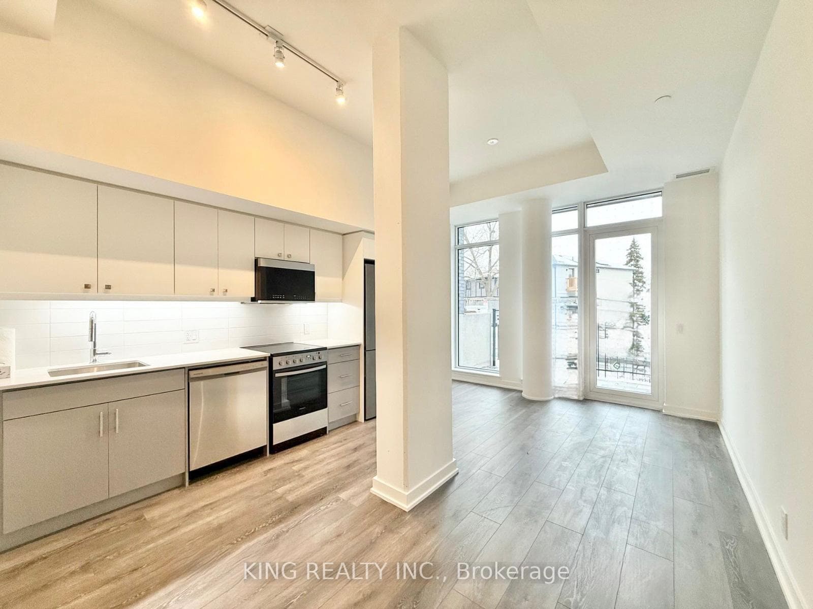 2 Manderley Drive Unit 106, Birch Cliff / Cliffside, ON M1N 0C7 - Photo 1
